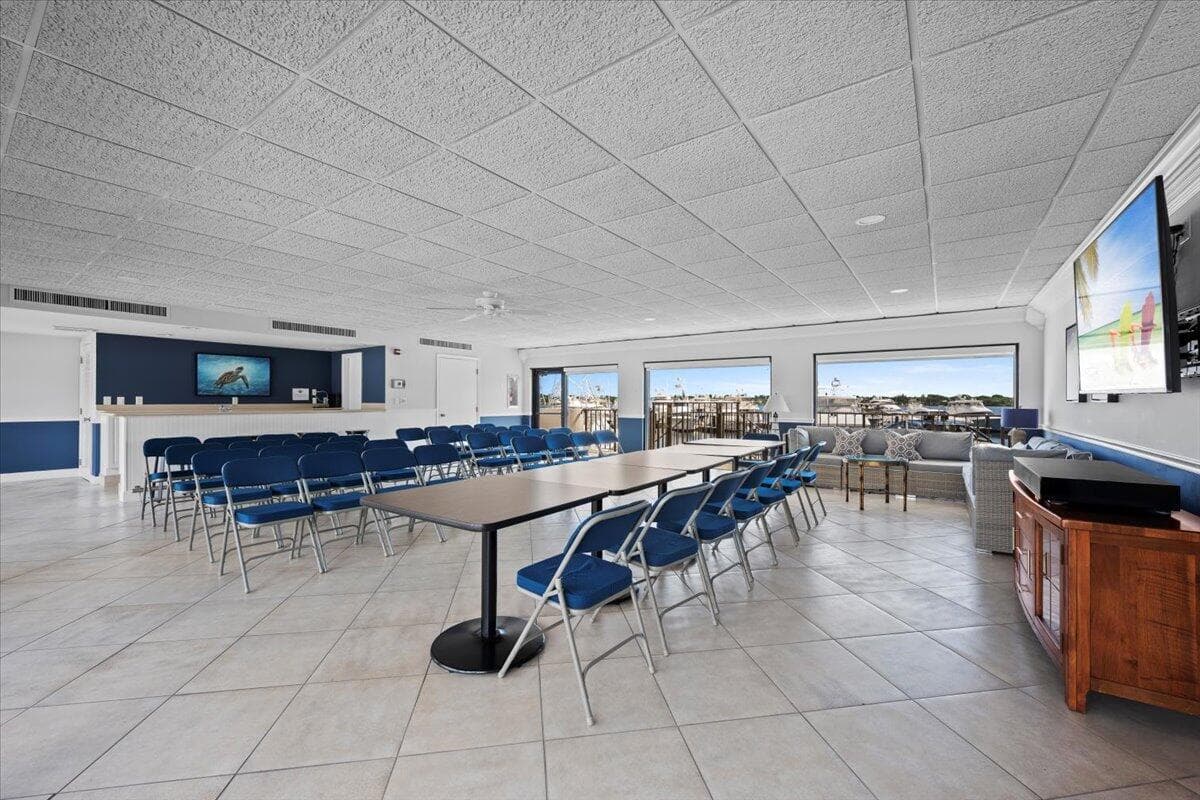 1200 Marine Way 304 photo 21