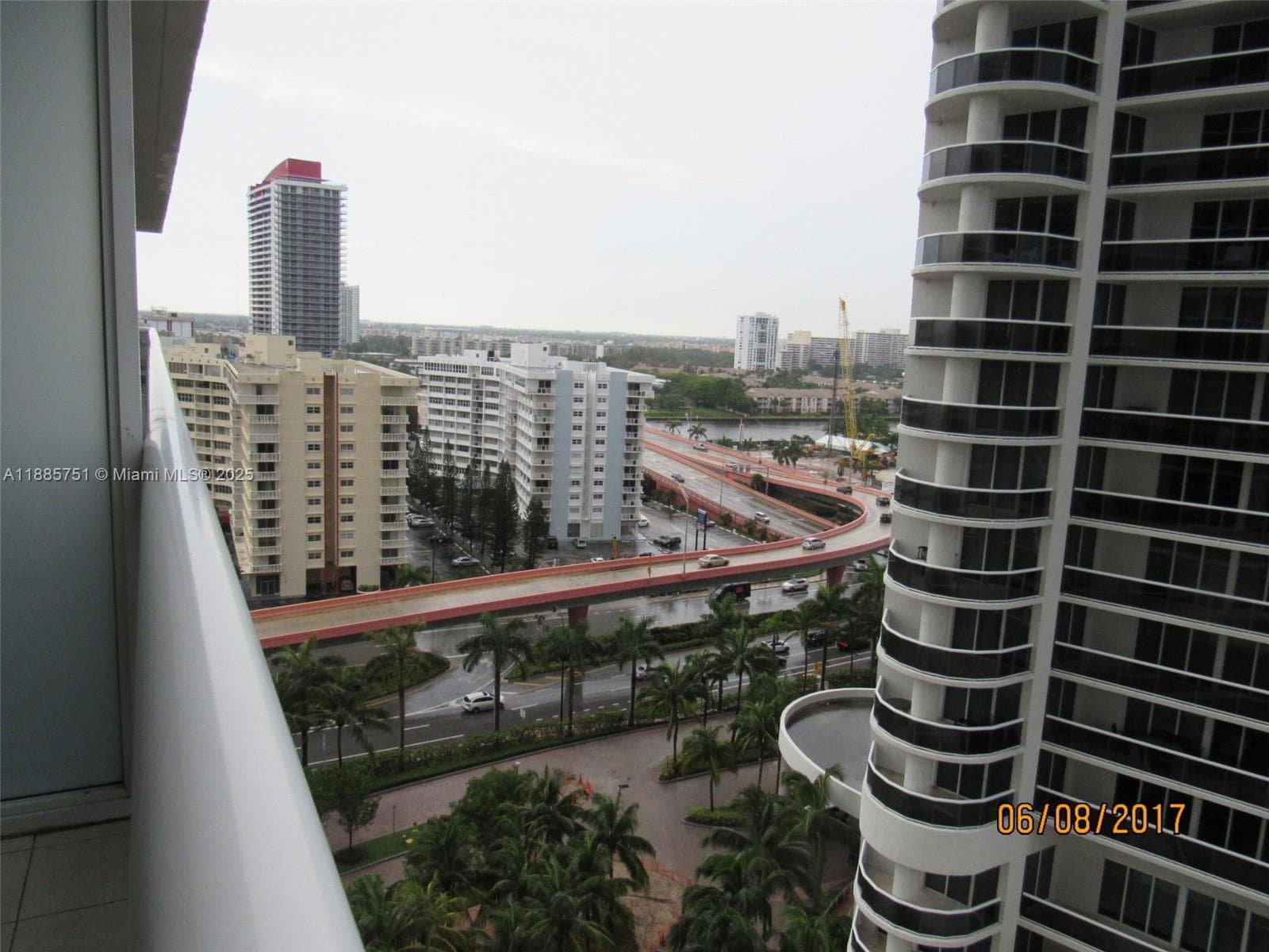 1830 S Ocean Dr 1509 photo 23
