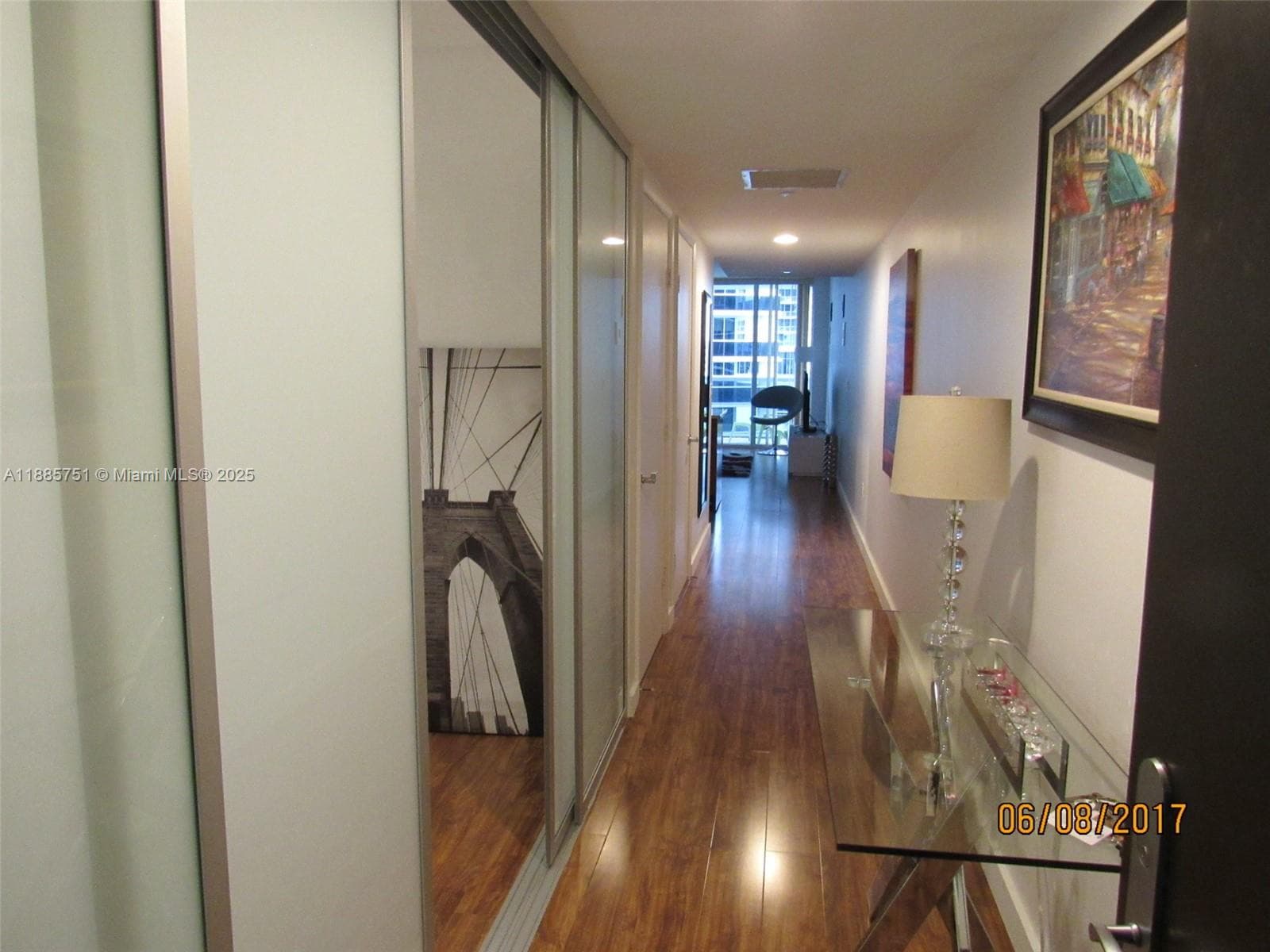 1830 S Ocean Dr 1509 photo 2