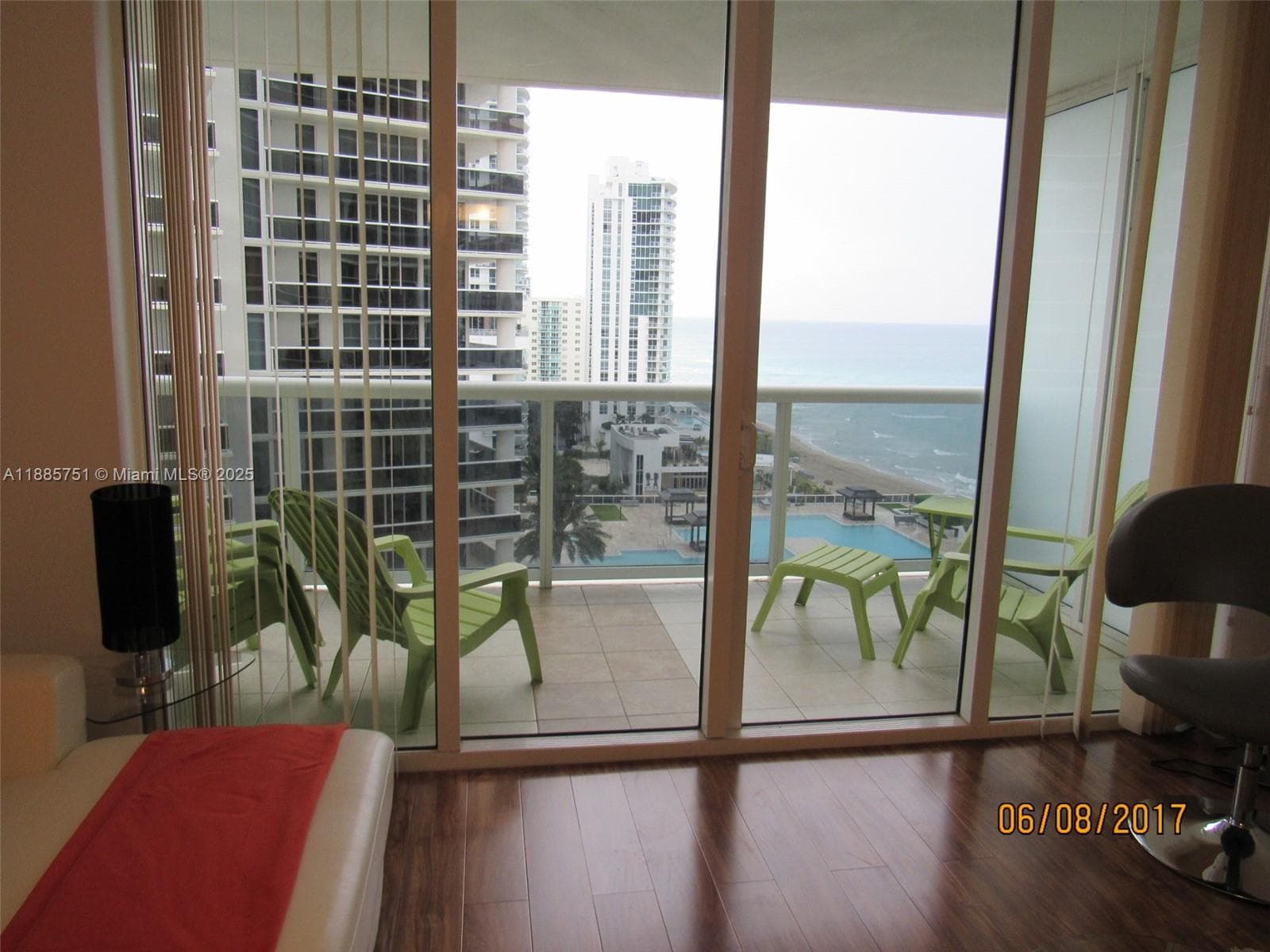 1830 S Ocean Dr 1509 photo 17