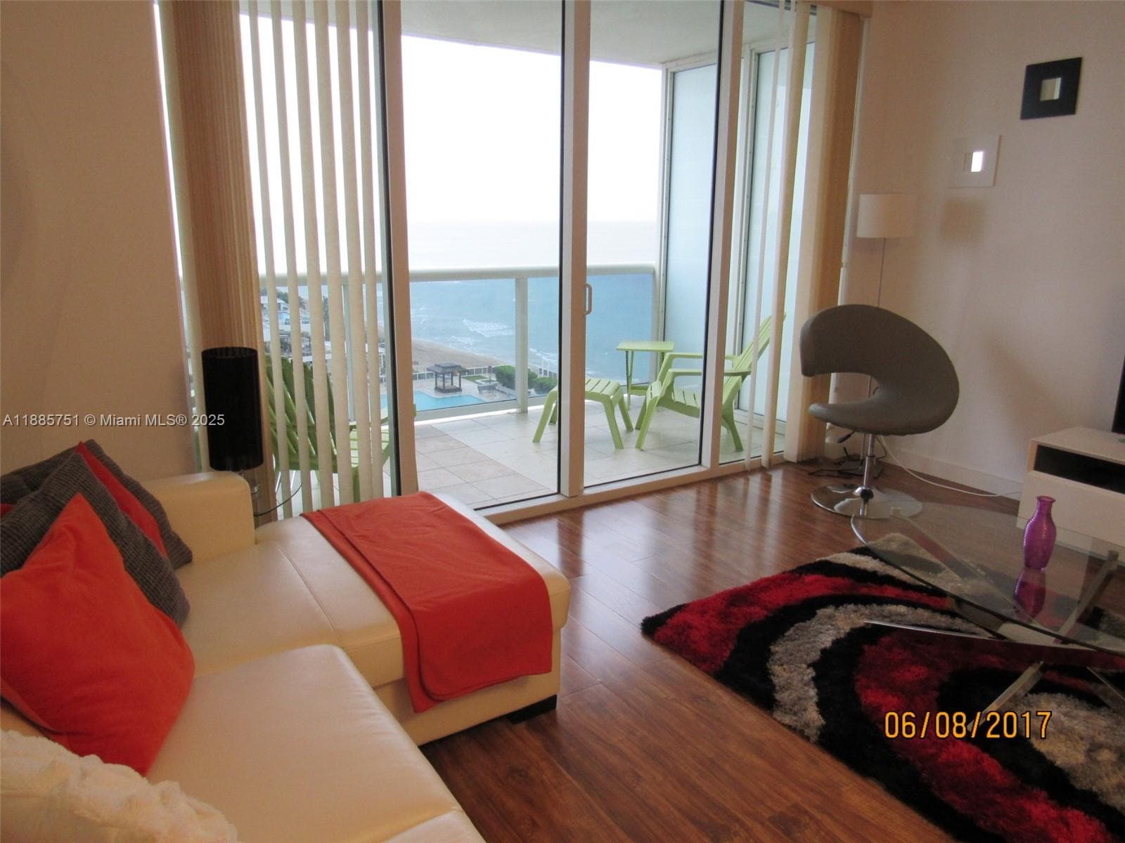 1830 S Ocean Dr 1509 photo 1