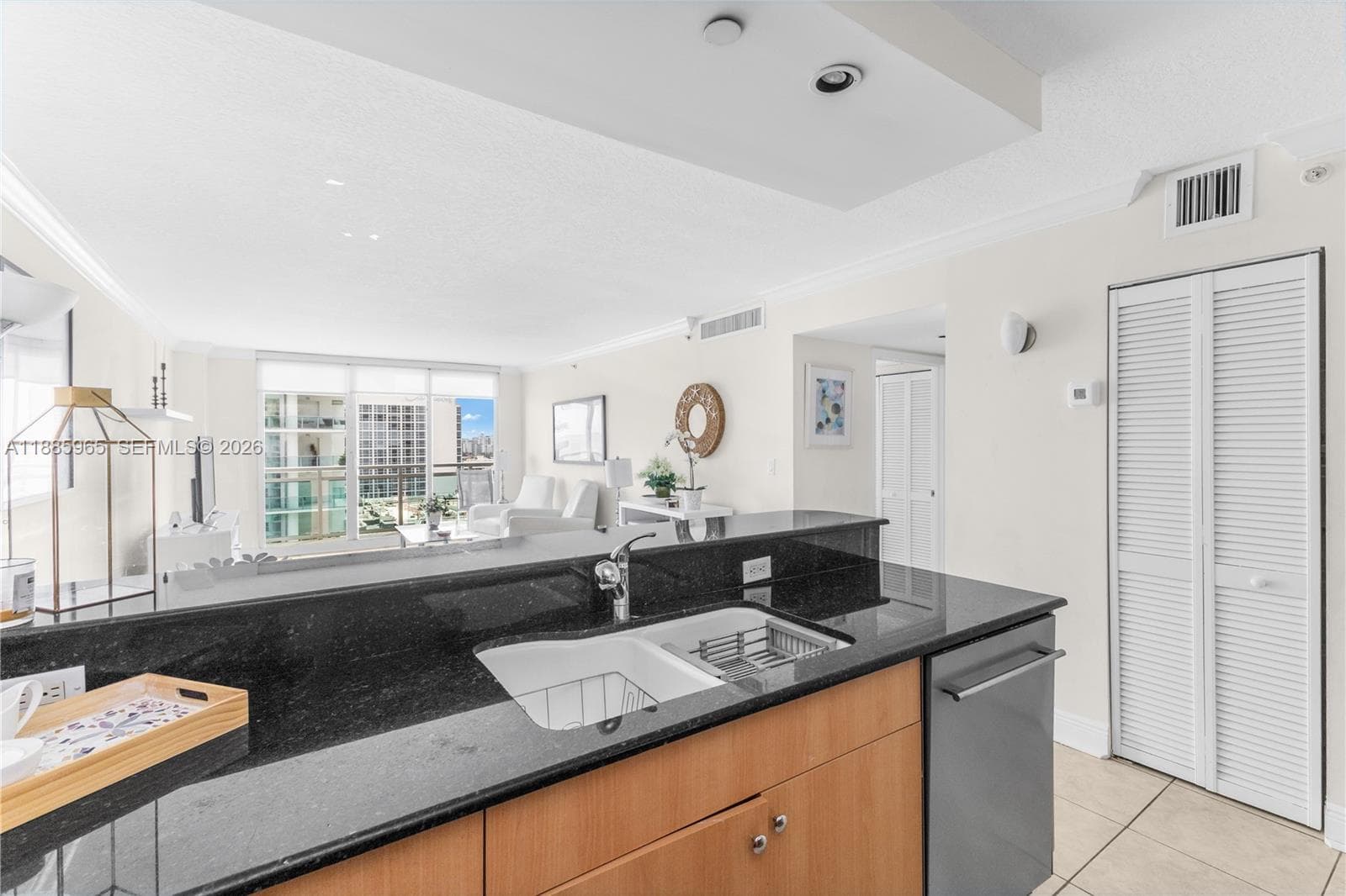 6917 Collins Ave 1505 photo 10