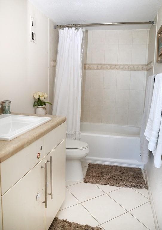 521 N Riverside Drive 602 photo 25