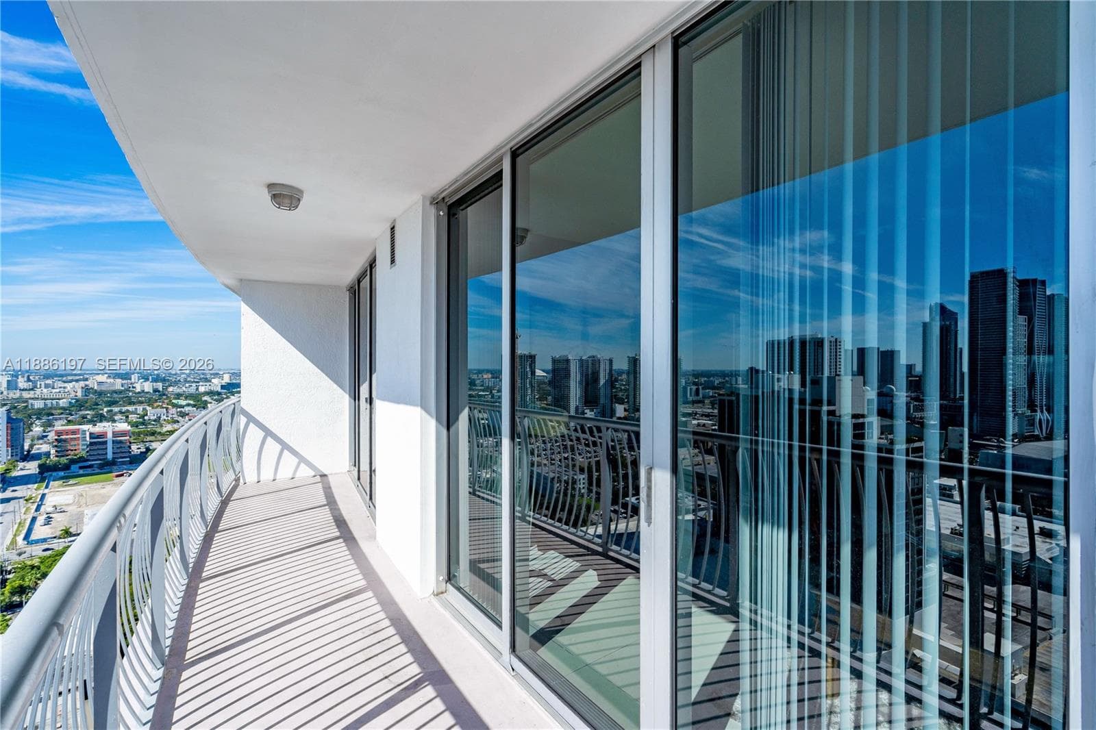 1750 N Bayshore Dr 3410 photo 6