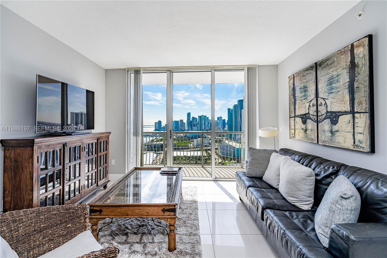 1750 N Bayshore Dr 3410 photo 13