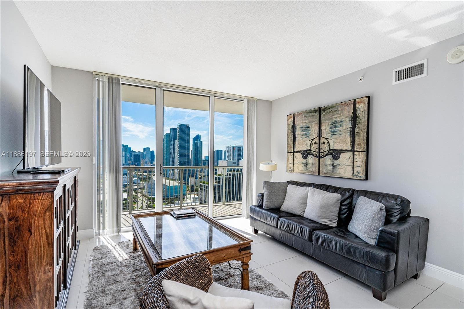 1750 N Bayshore Dr 3410 photo 18