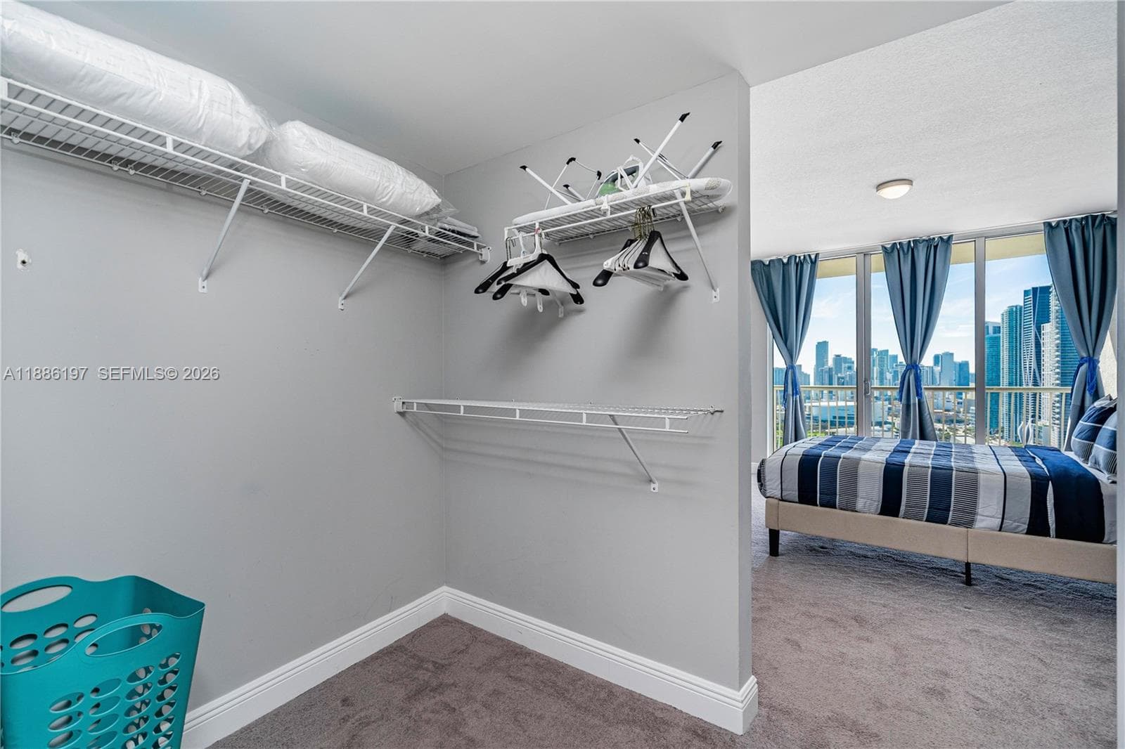 1750 N Bayshore Dr 3410 photo 4