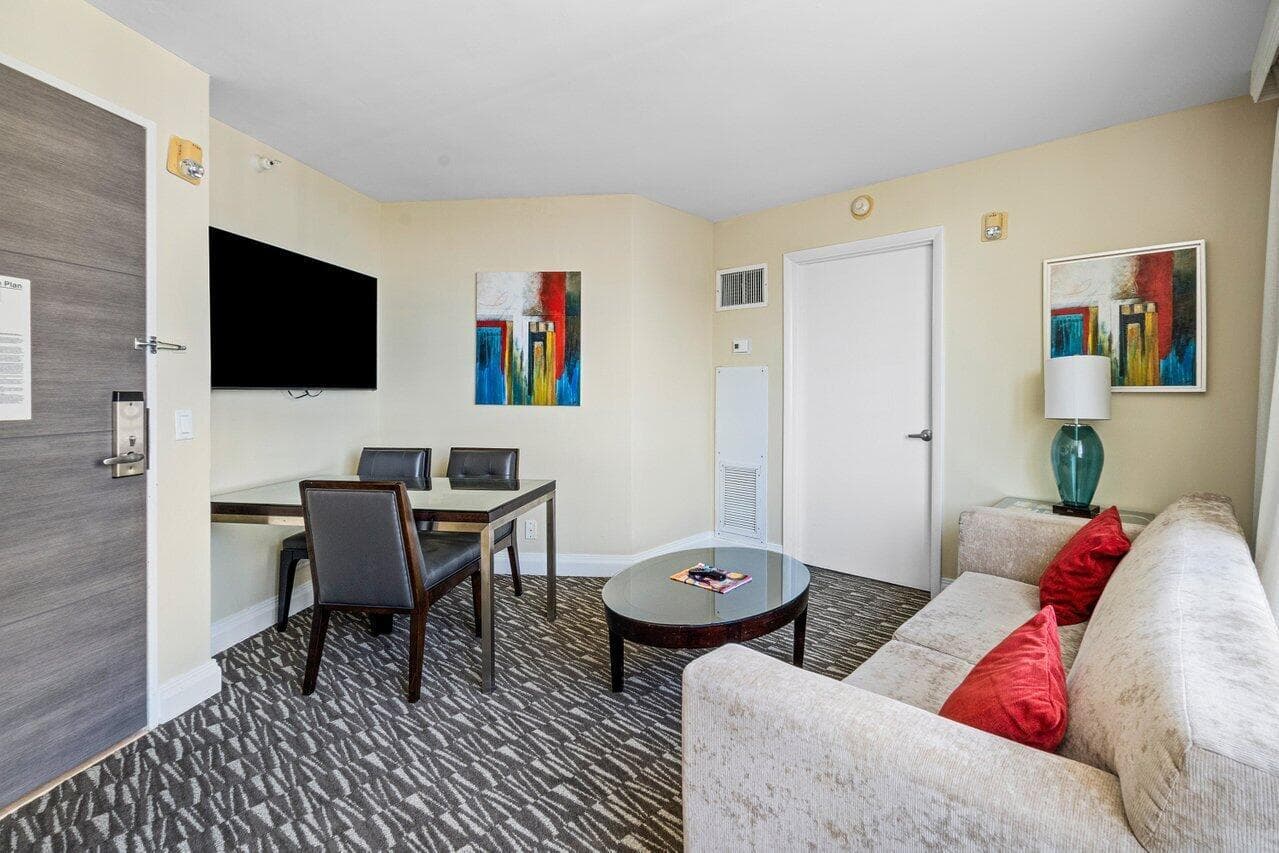 2670 E Sunrise Boulevard 1202 photo 15