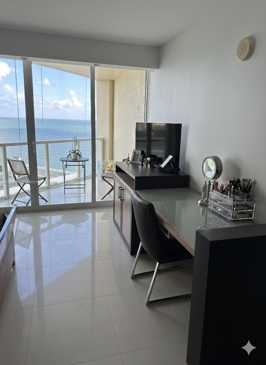 16699 Collins Ave 1806 photo 23