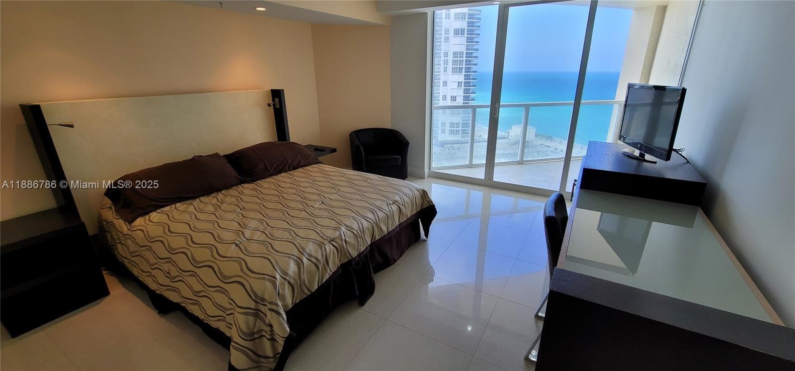 16699 Collins Ave 1806 photo 6