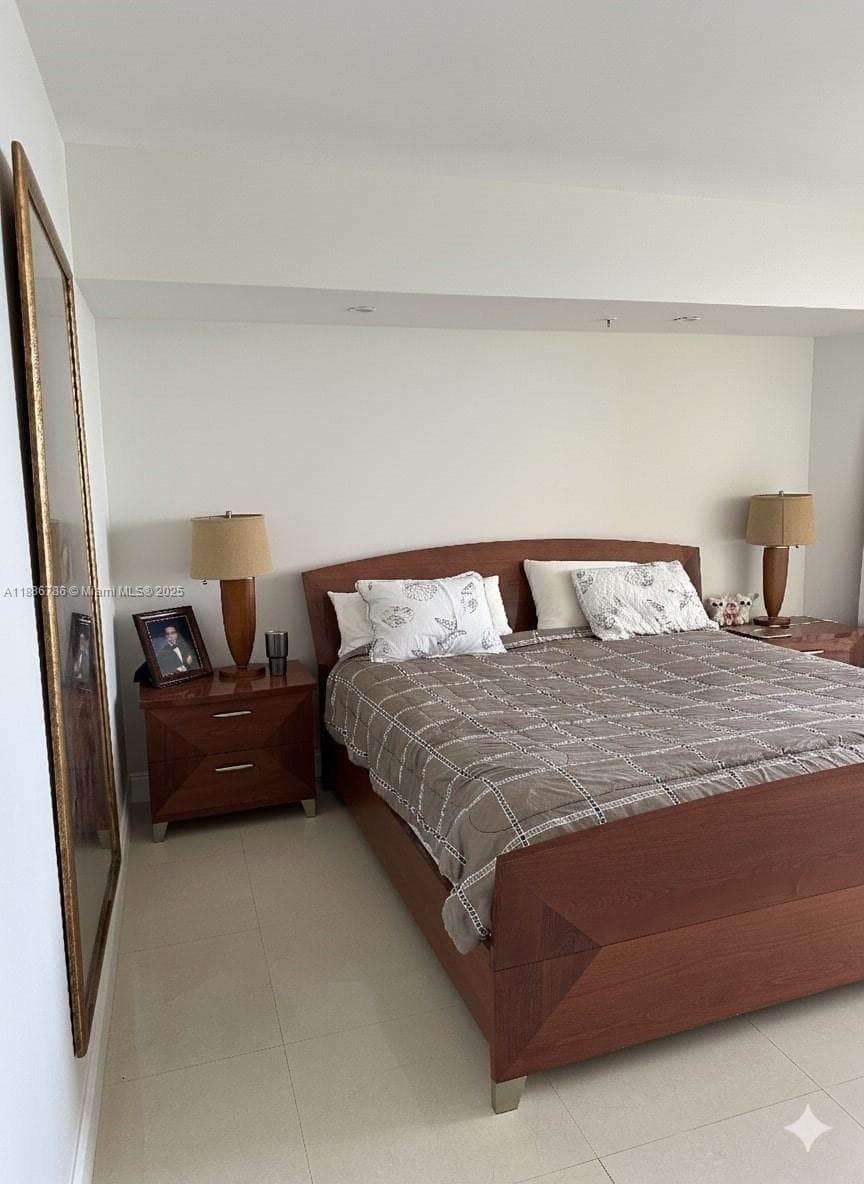 16699 Collins Ave 1806 photo 25