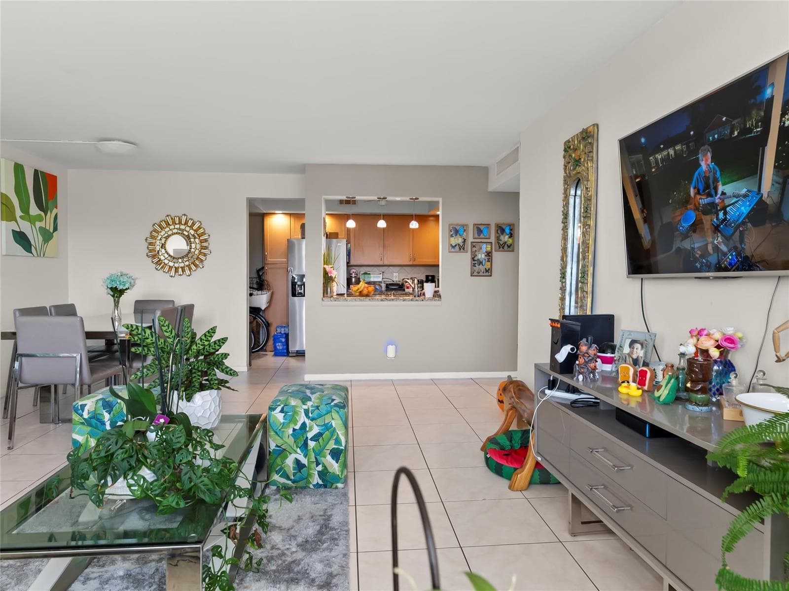 1301 River Reach Drive 515 photo 8