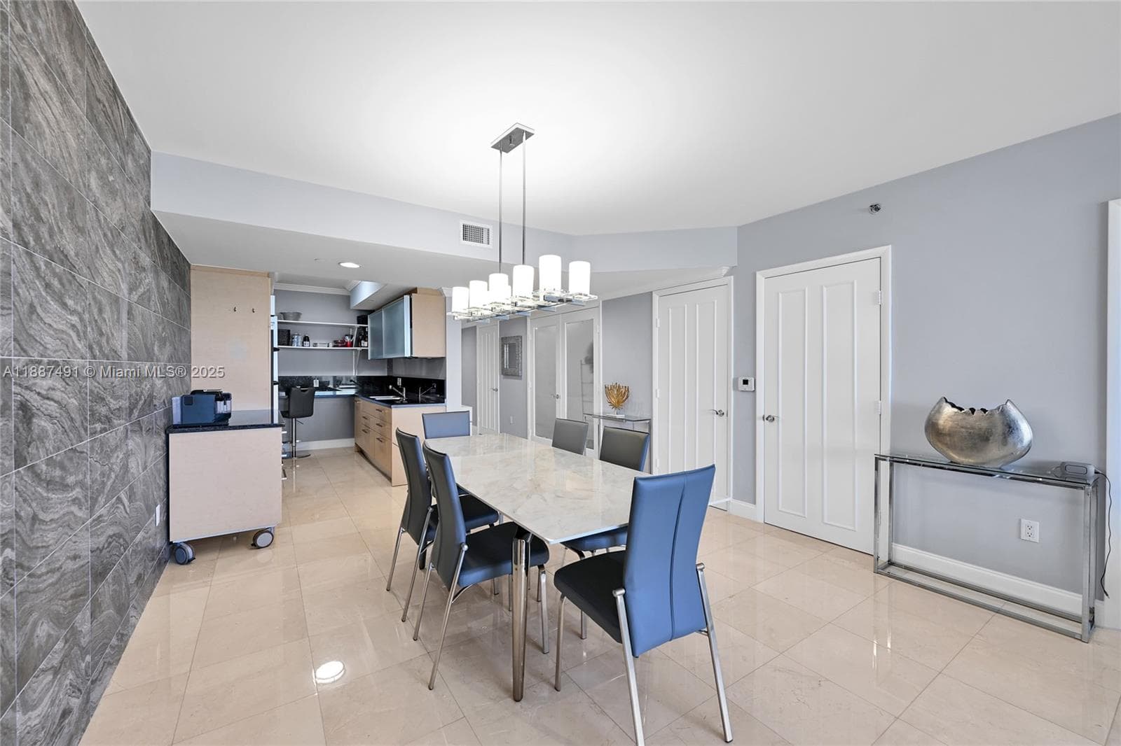 1850 S OCEAN DR 1507 photo 6
