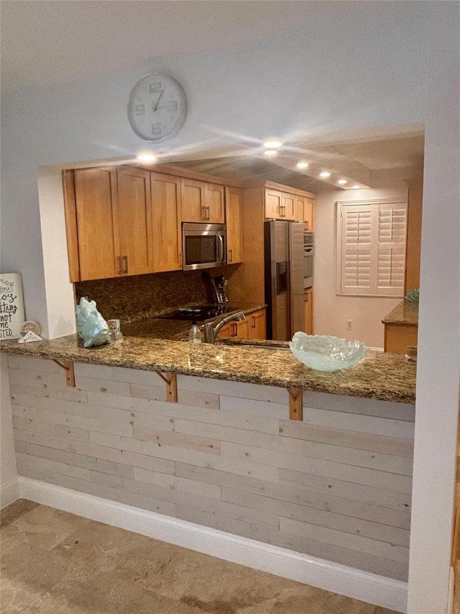 10980 S Ocean Drive 114 photo 5