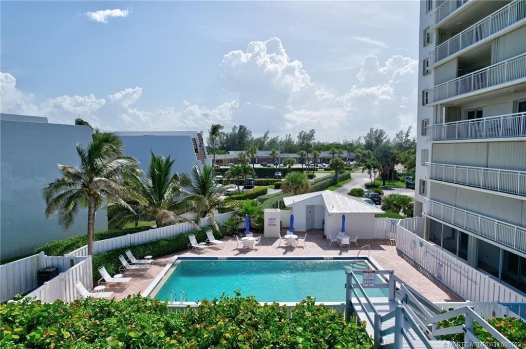10980 S Ocean Drive 114 photo 25