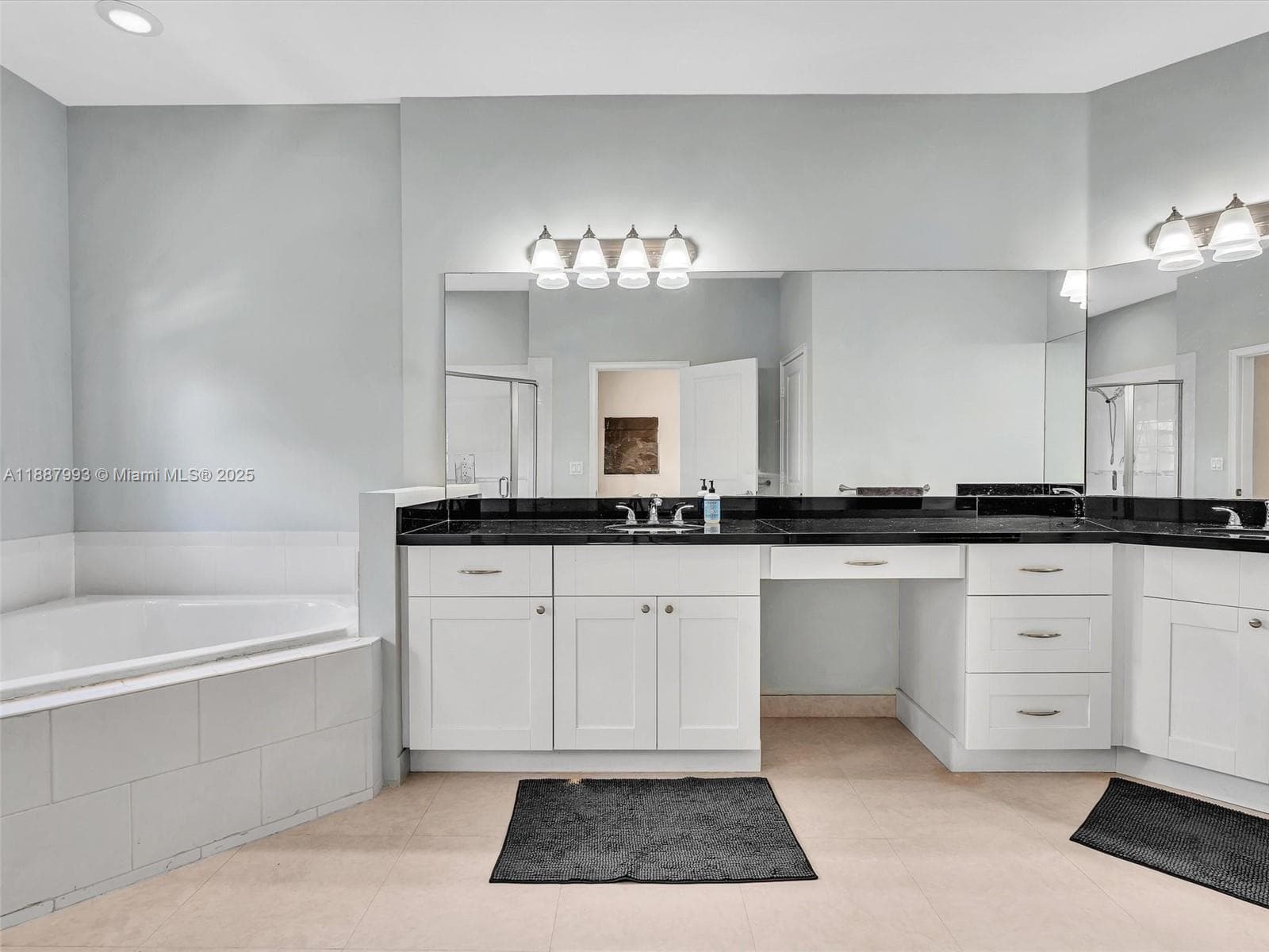 2901 Hidden Harbour St photo 20