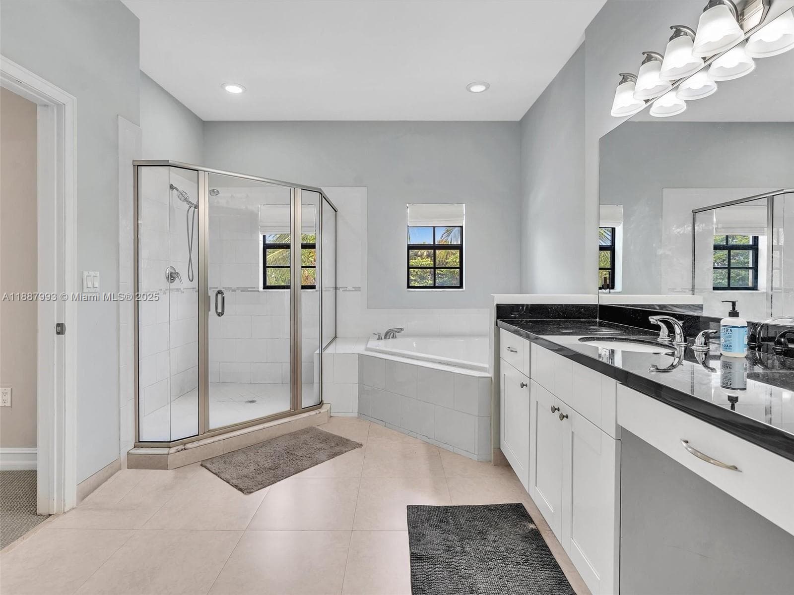 2901 Hidden Harbour St photo 21