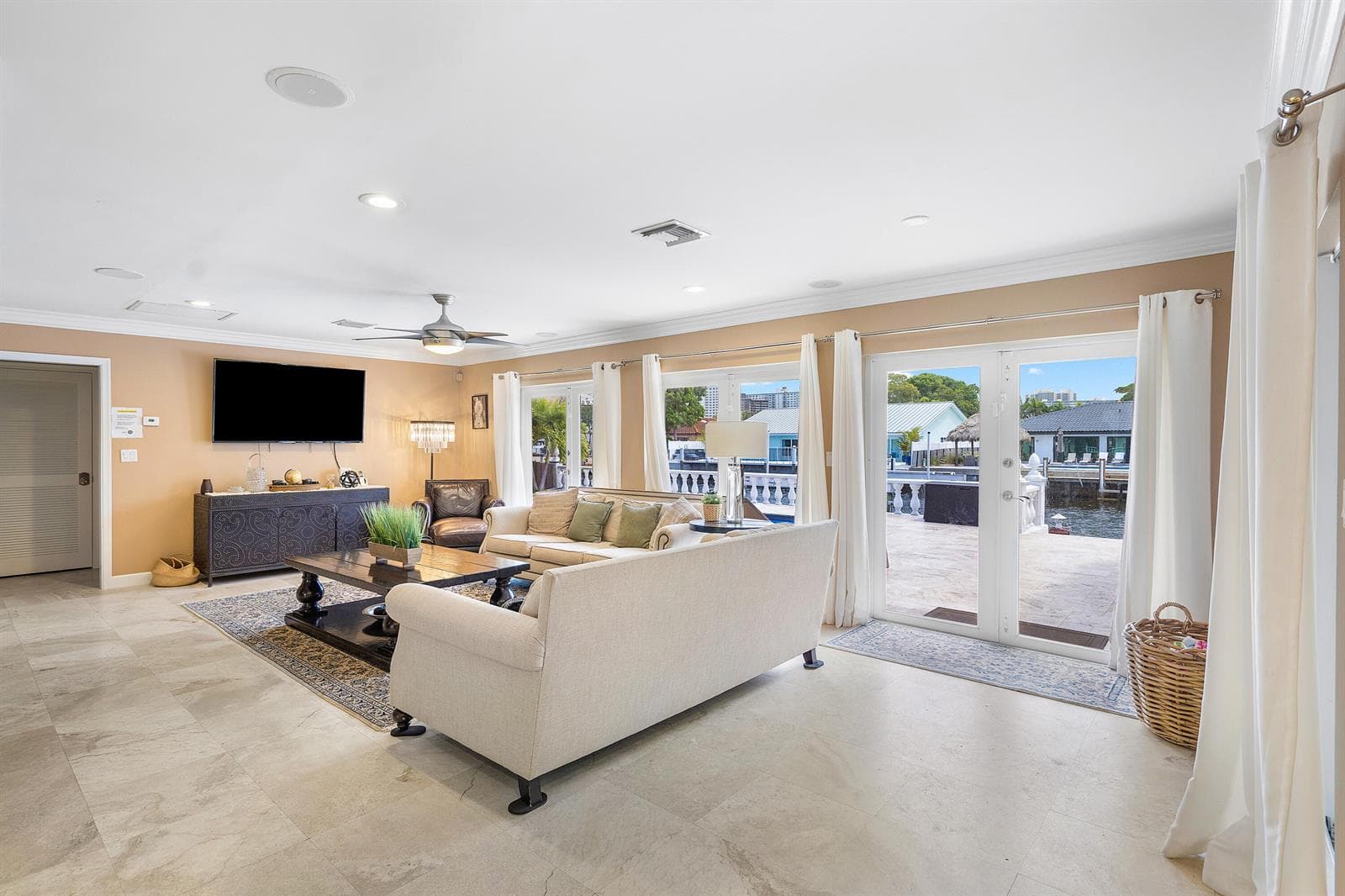 41 Castle Harbor Island photo 8