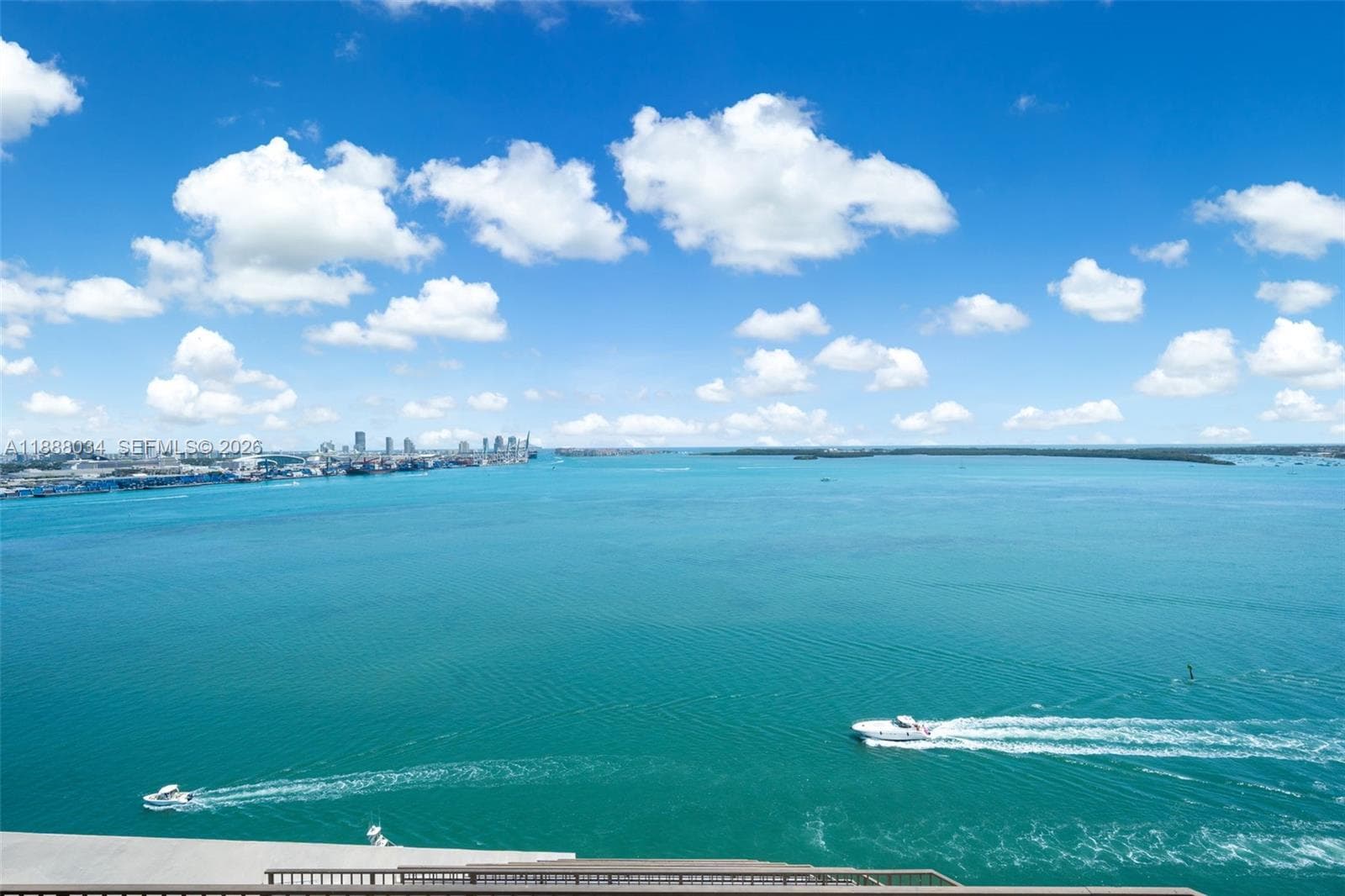 520 Brickell Key Drive UPH-03 photo 1