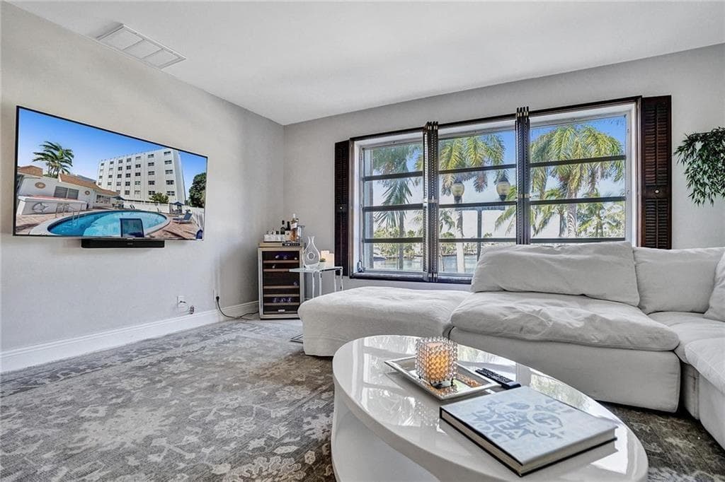 1770 E Las Olas Boulevard 204 photo 10