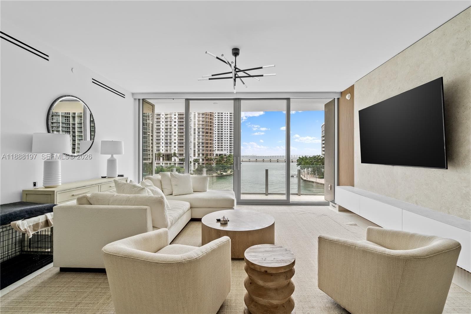 300 Biscayne Blvd Way 1103 photo 2