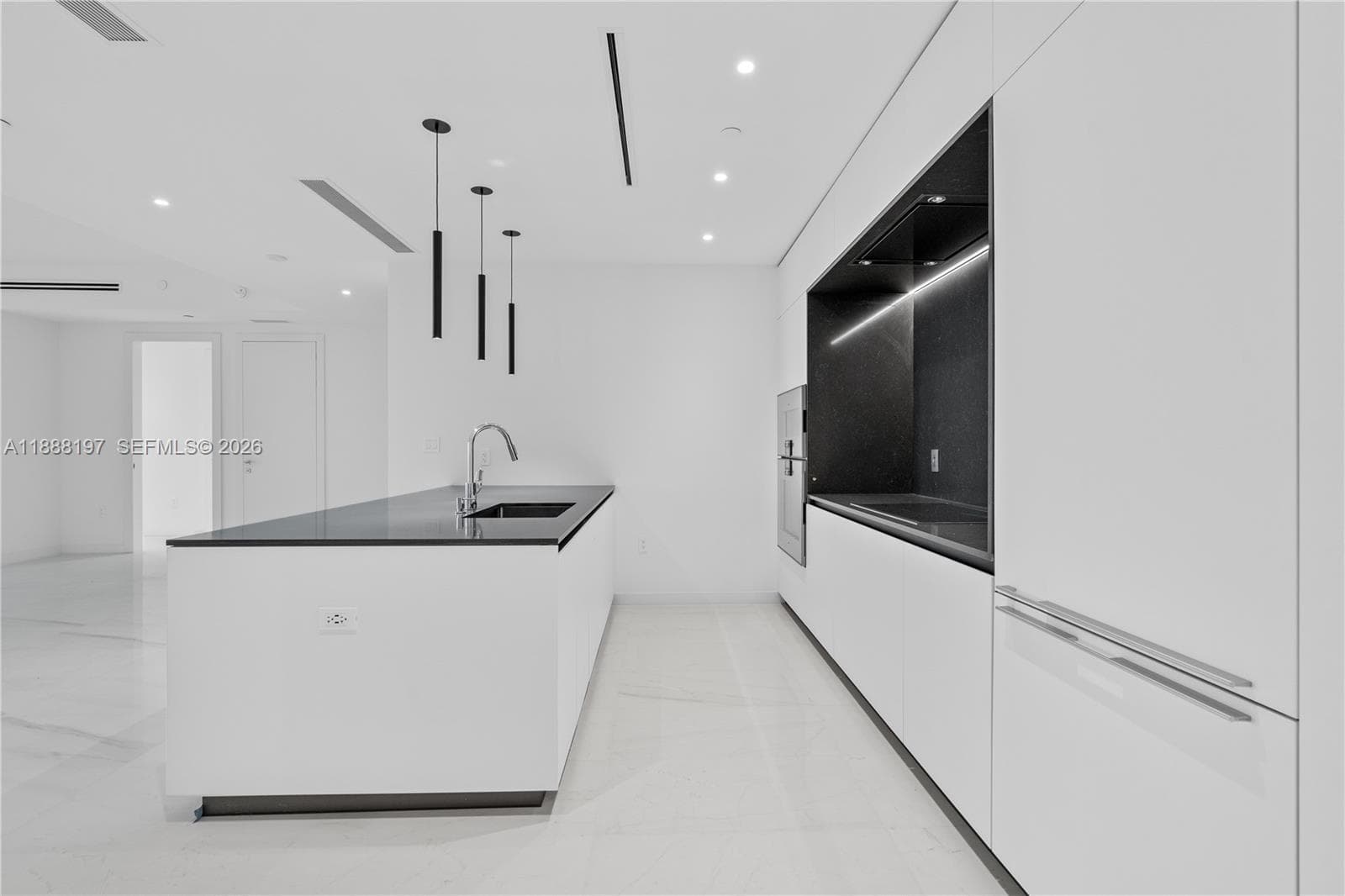 300 Biscayne Blvd Way 1103 photo 6