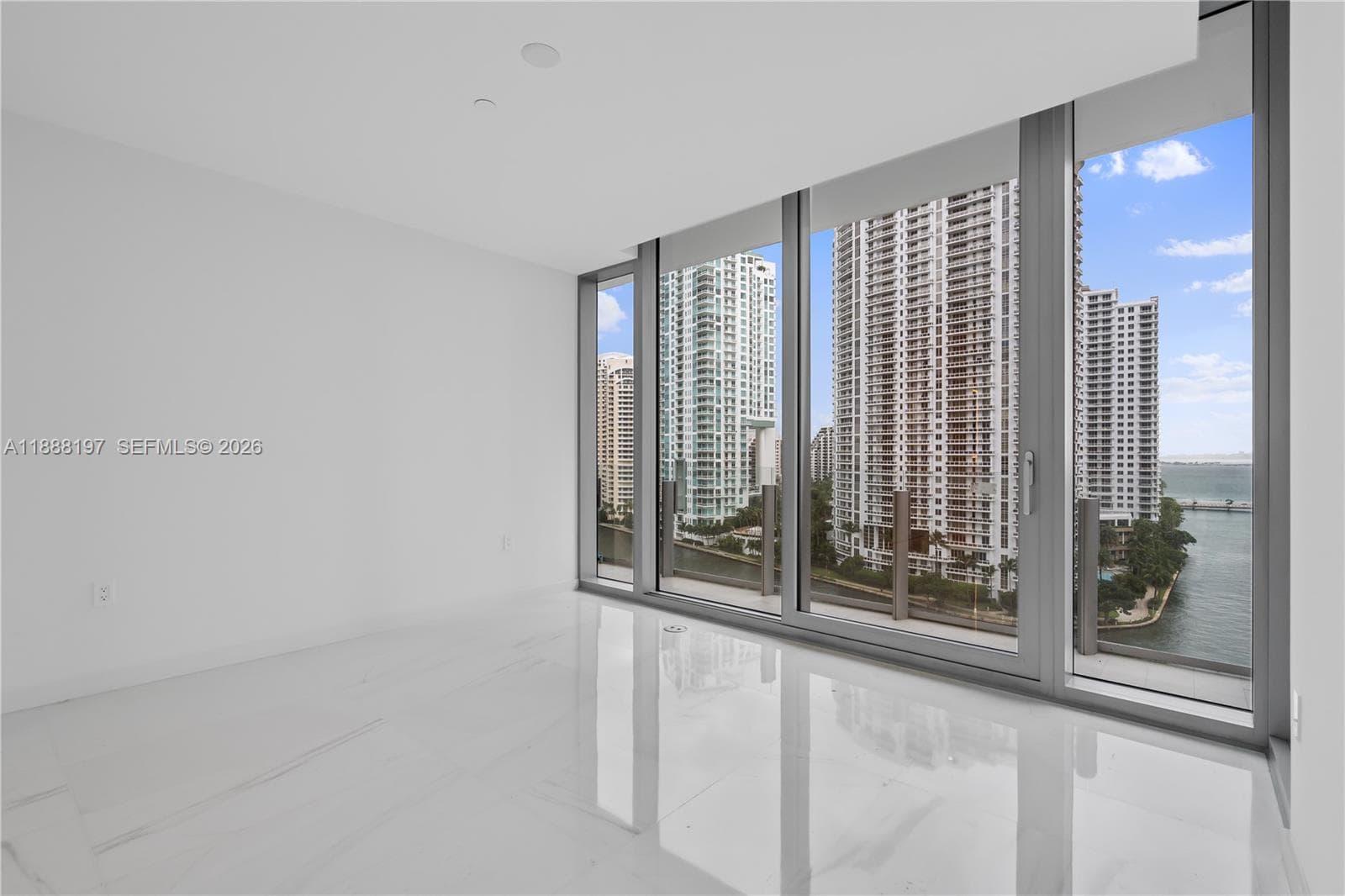 300 Biscayne Blvd Way 1103 photo 17