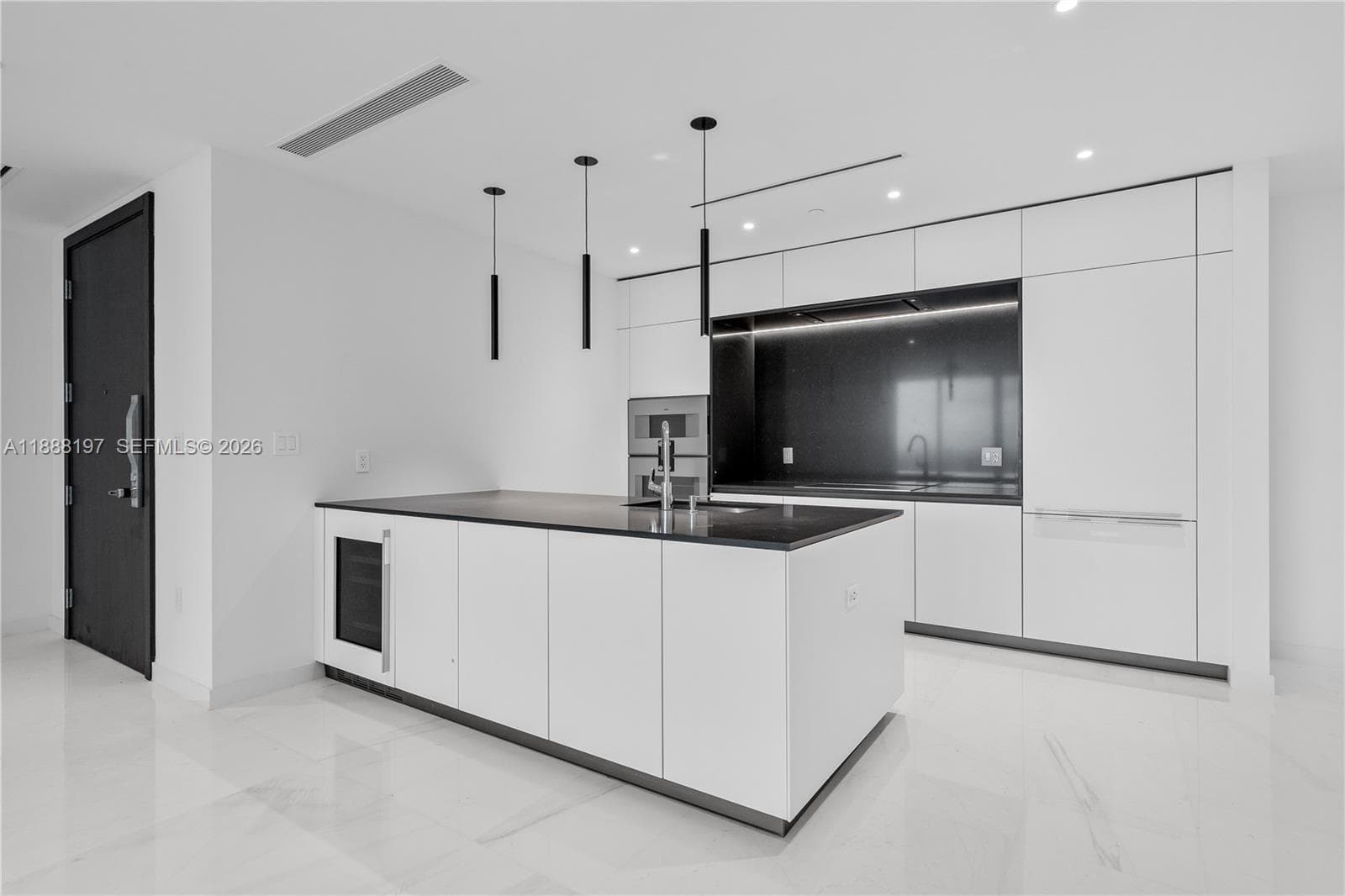 300 Biscayne Blvd Way 1103 photo 5