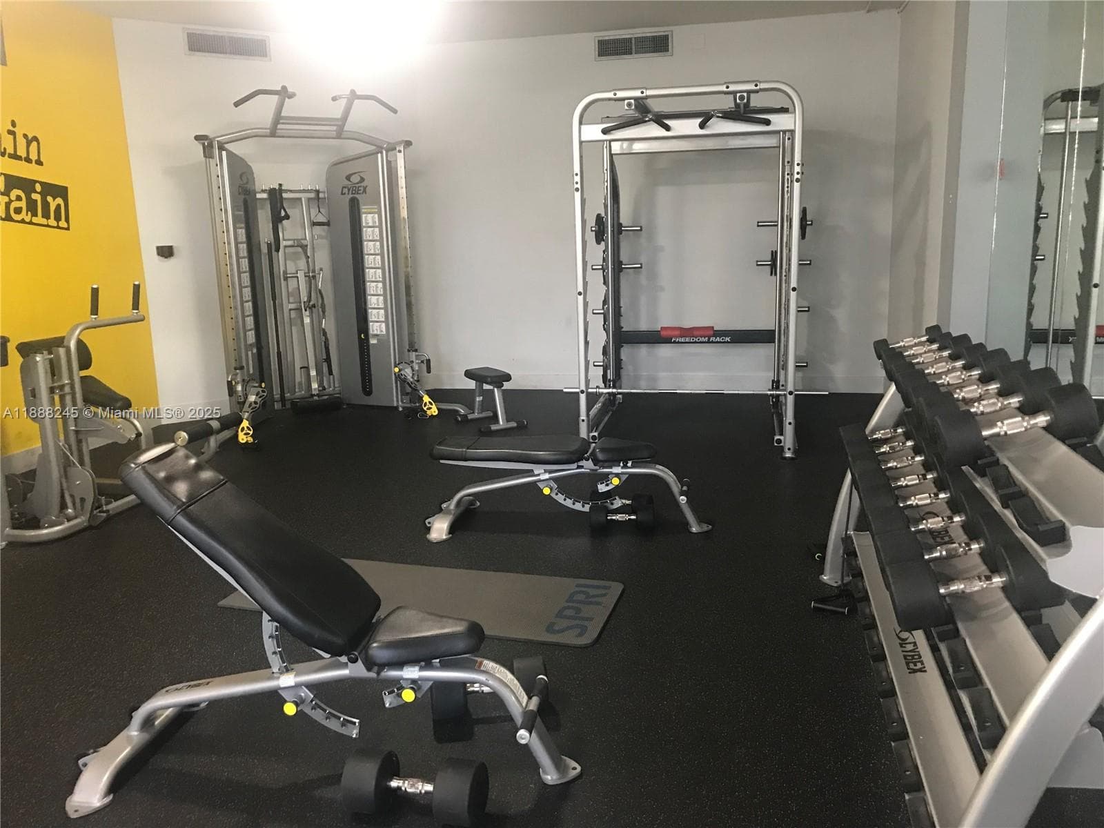 1000 Parkview Dr 627 photo 18