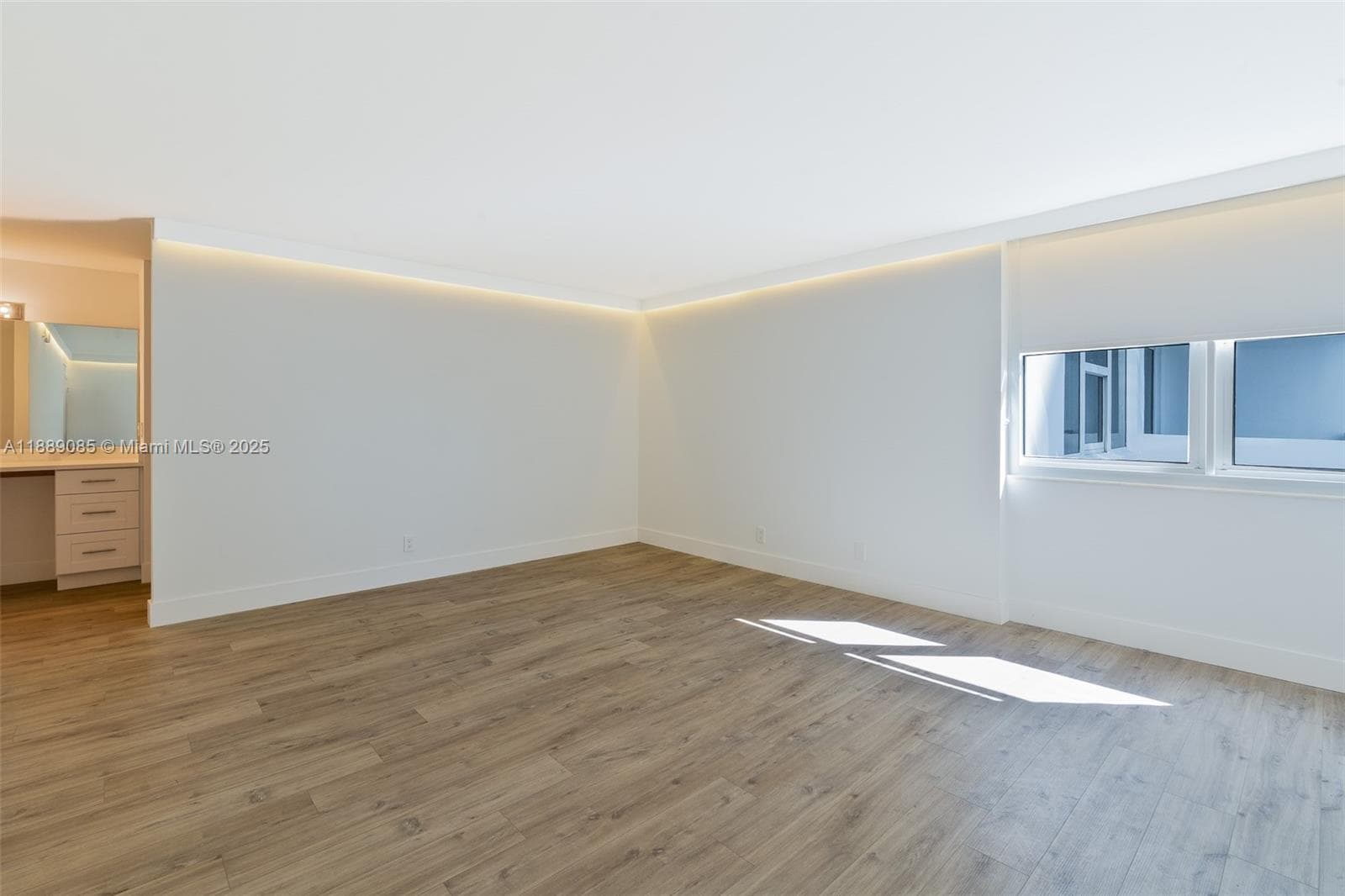 2030 S Ocean Dr 1127 photo 14