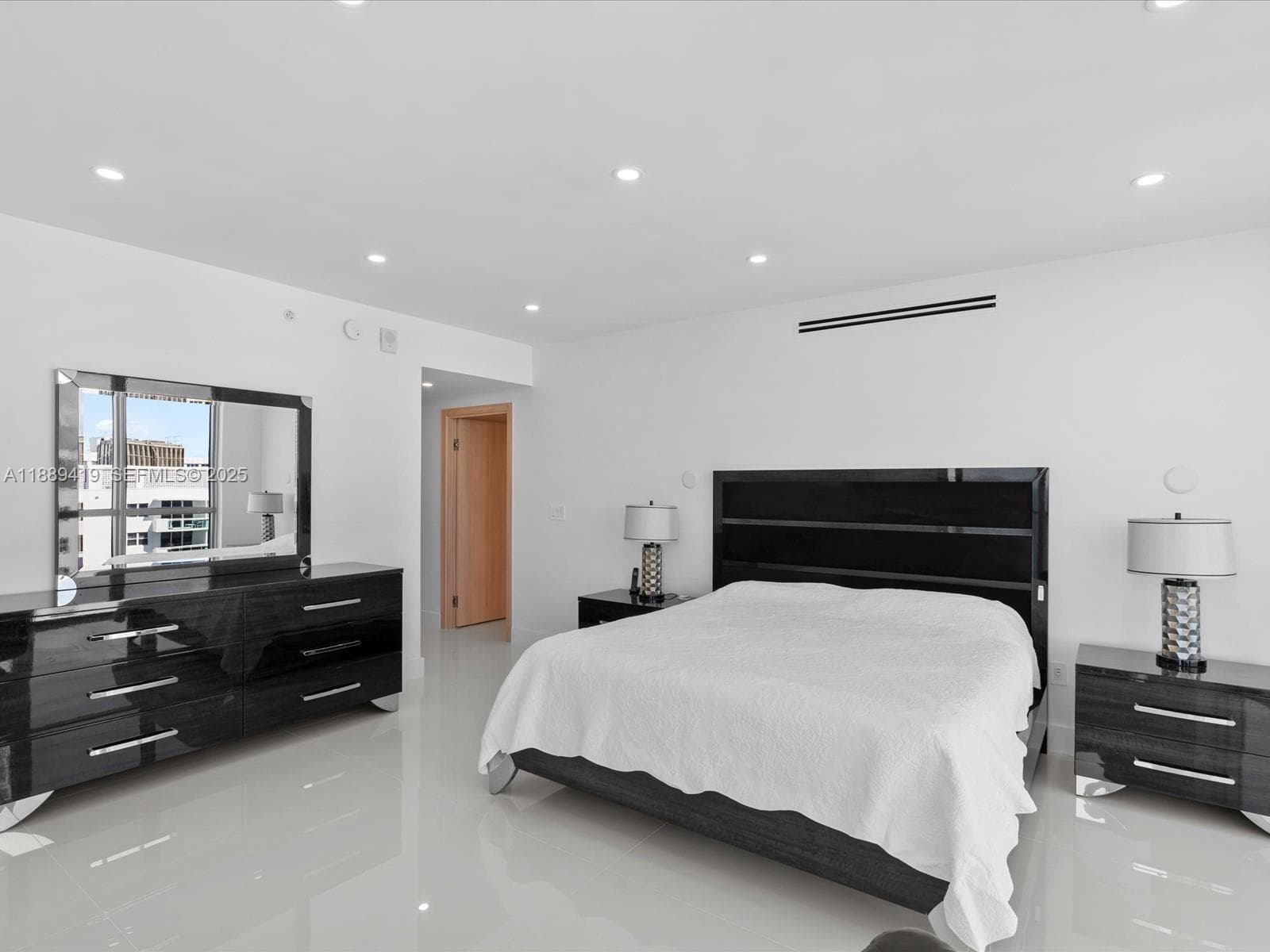 3101 S Ocean Dr 1608 photo 23