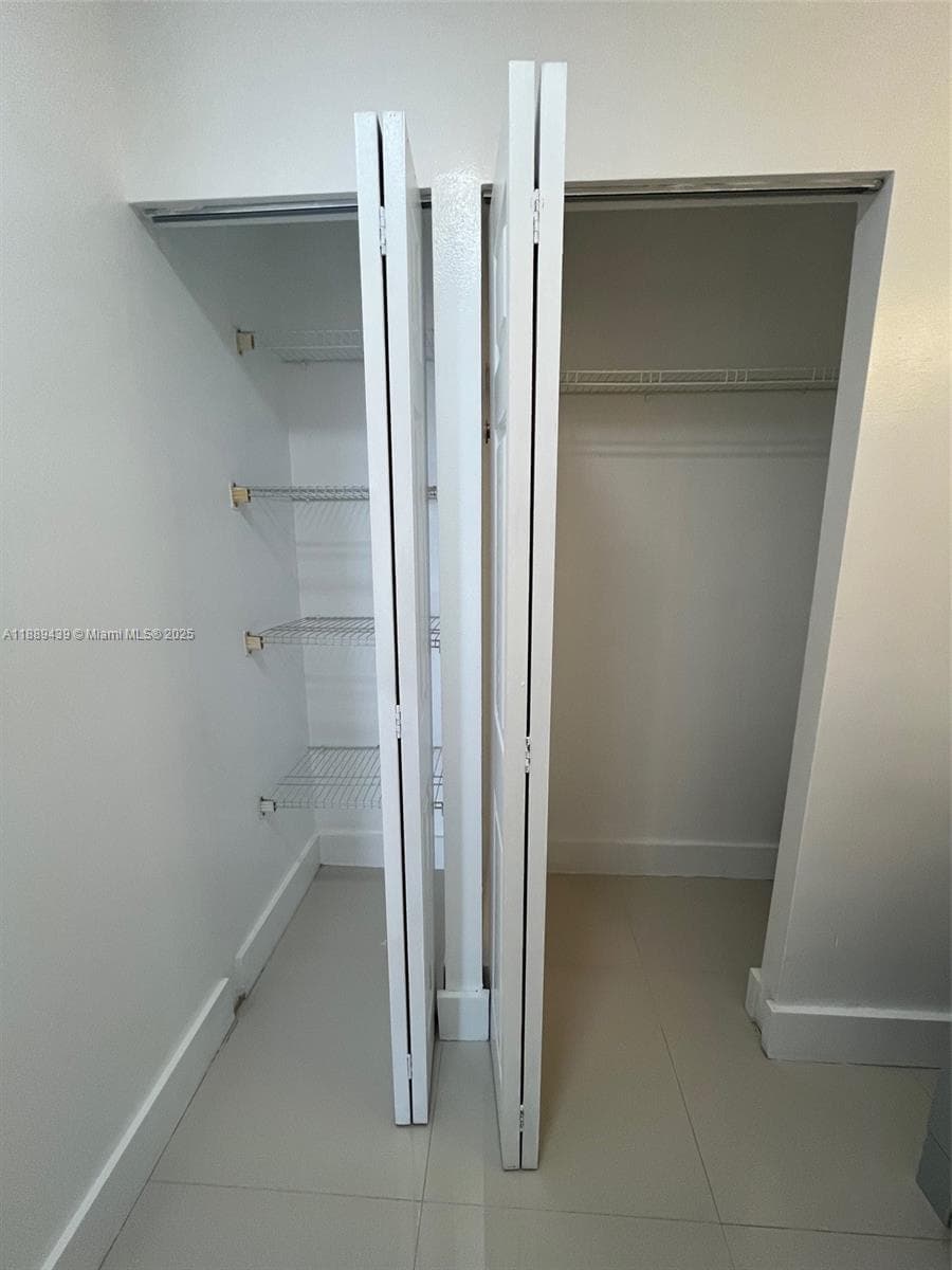 20505 Country Club Dr 2132 photo 17