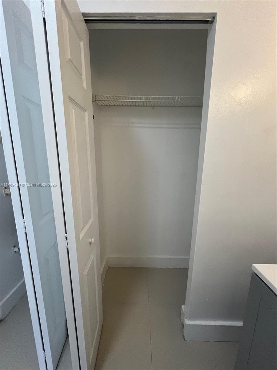 20505 Country Club Dr 2132 photo 16