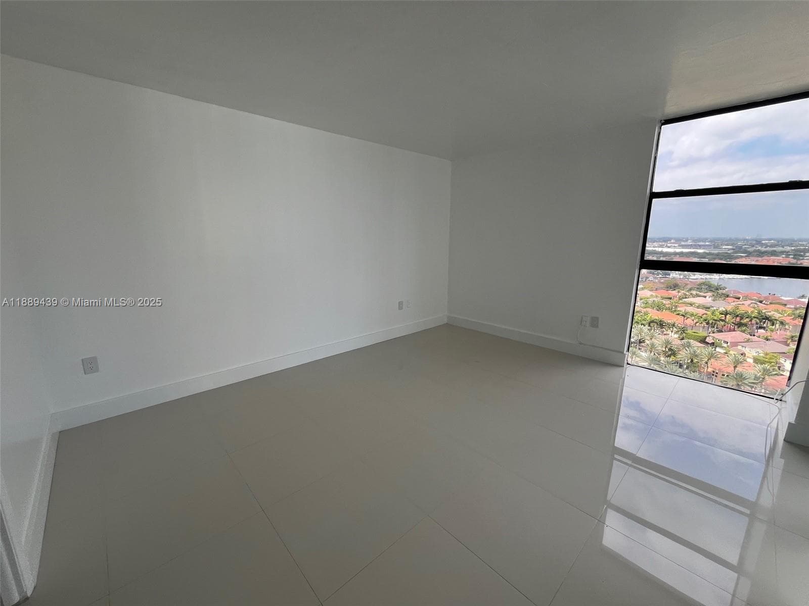 20505 Country Club Dr 2132 photo 22