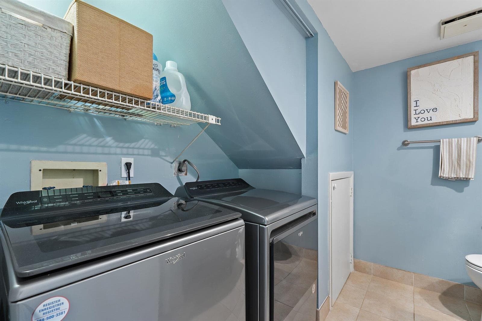 825 Center Street 30a photo 17