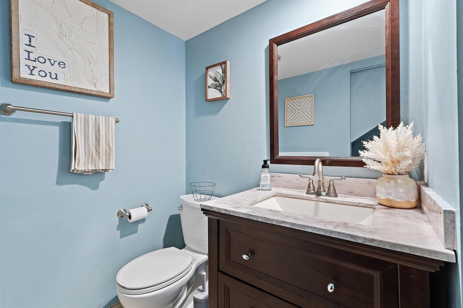 825 Center Street 30a photo 16