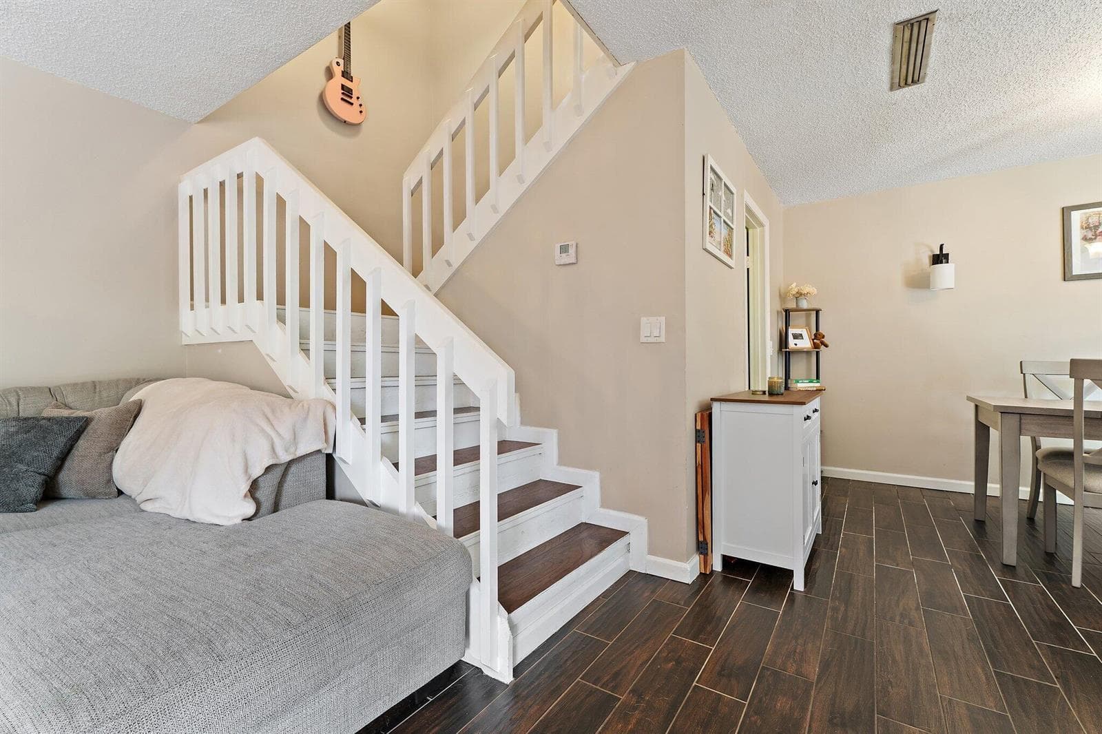 825 Center Street 30a photo 18