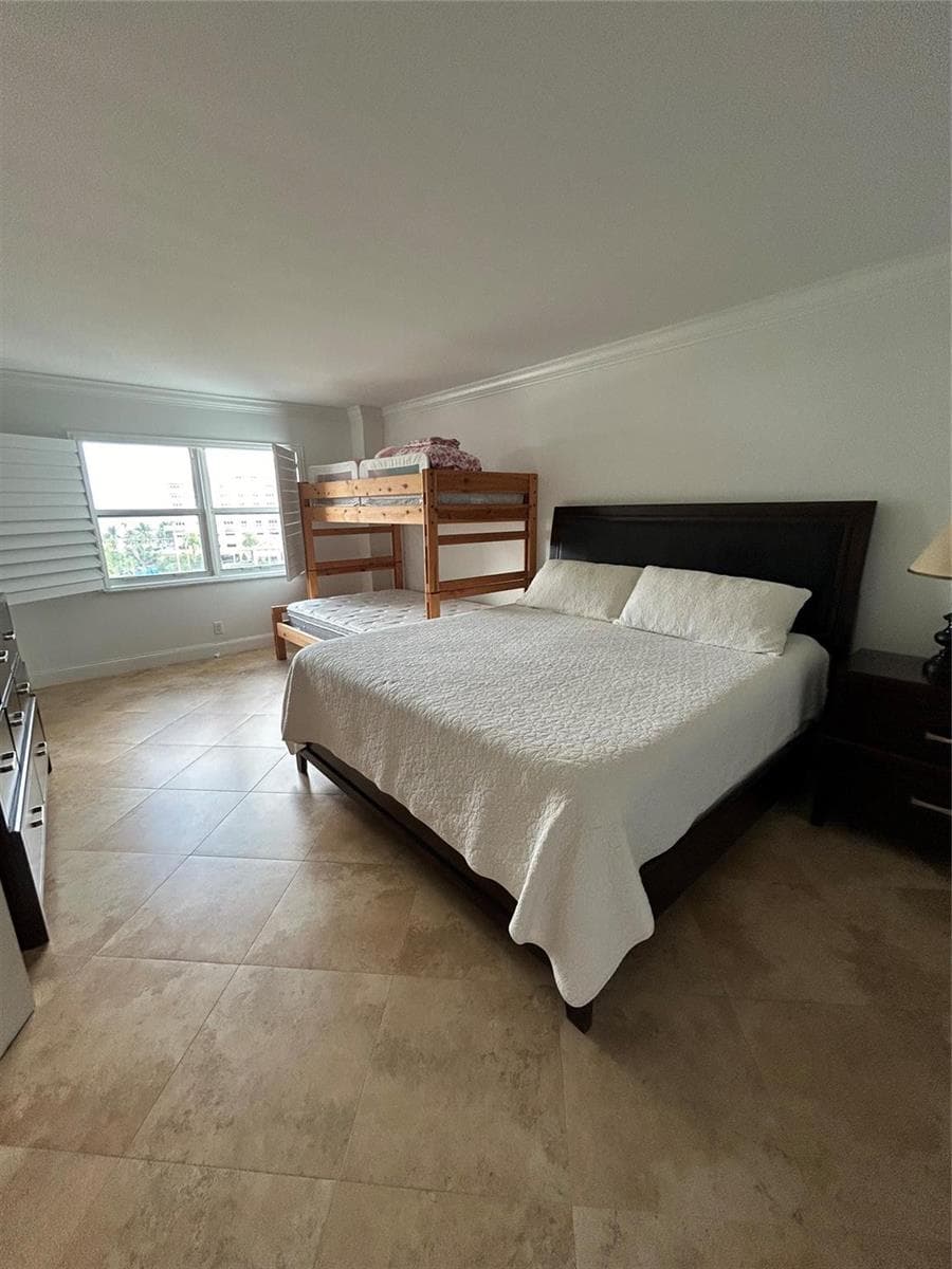1200 Hibiscus Avenue 702 photo 21