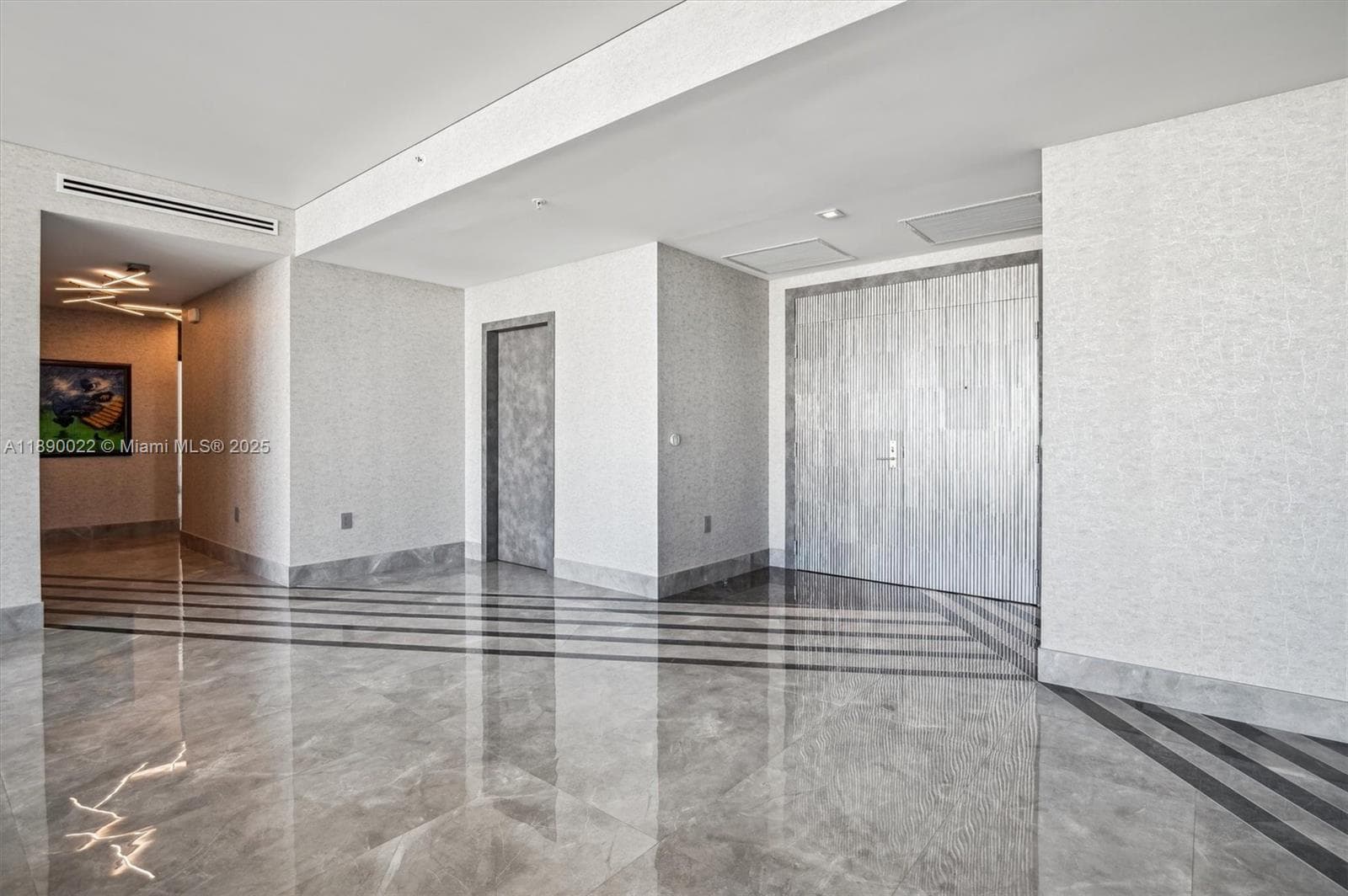 330 Sunny Isles Blvd 5-UPH04 photo 5