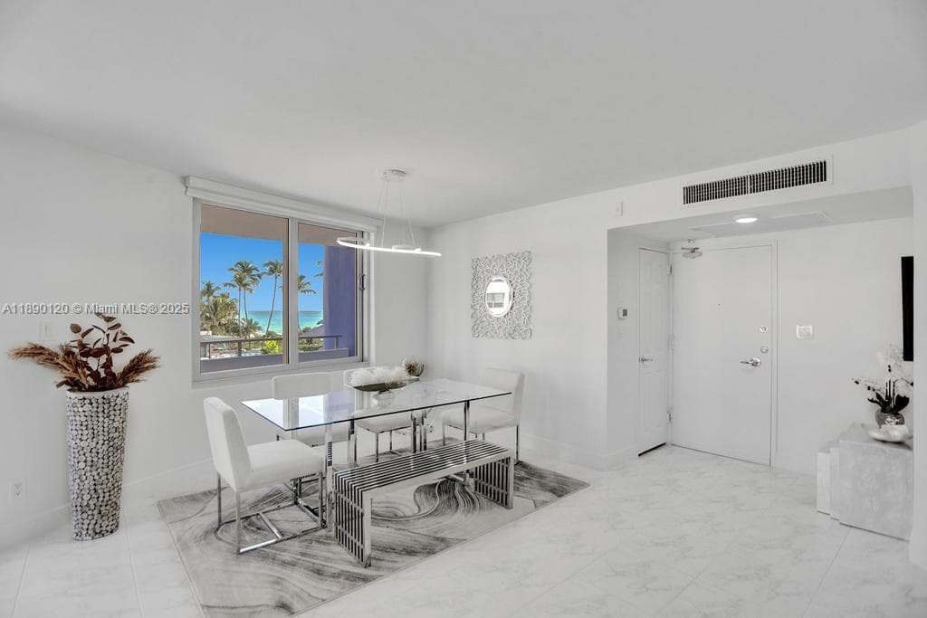 5161 Collins Ave 412 photo 8