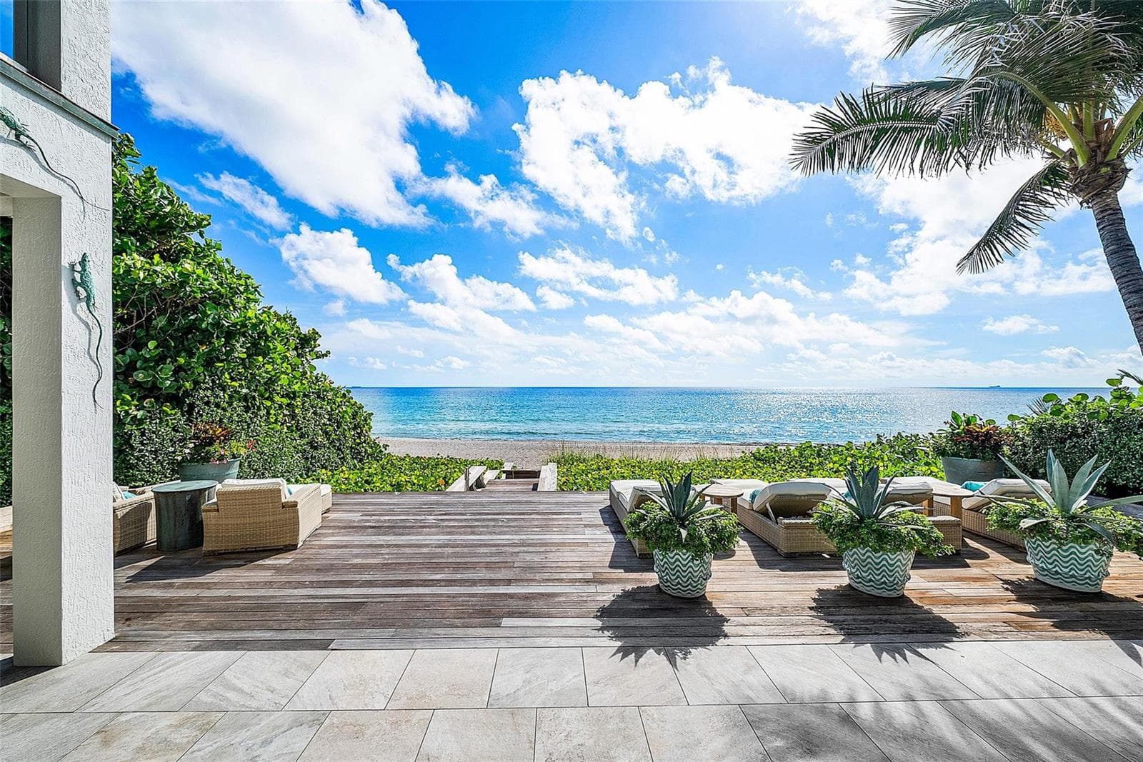 3567 S Ocean Boulevard photo 4