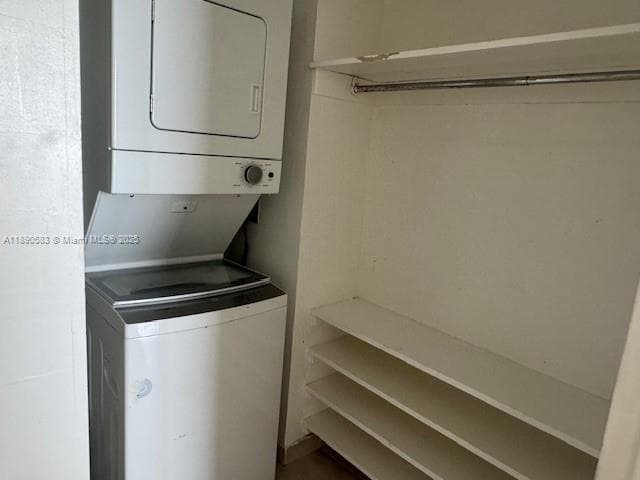 5401 Collins Ave 1530 photo 23