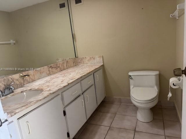 5401 Collins Ave 1530 photo 22