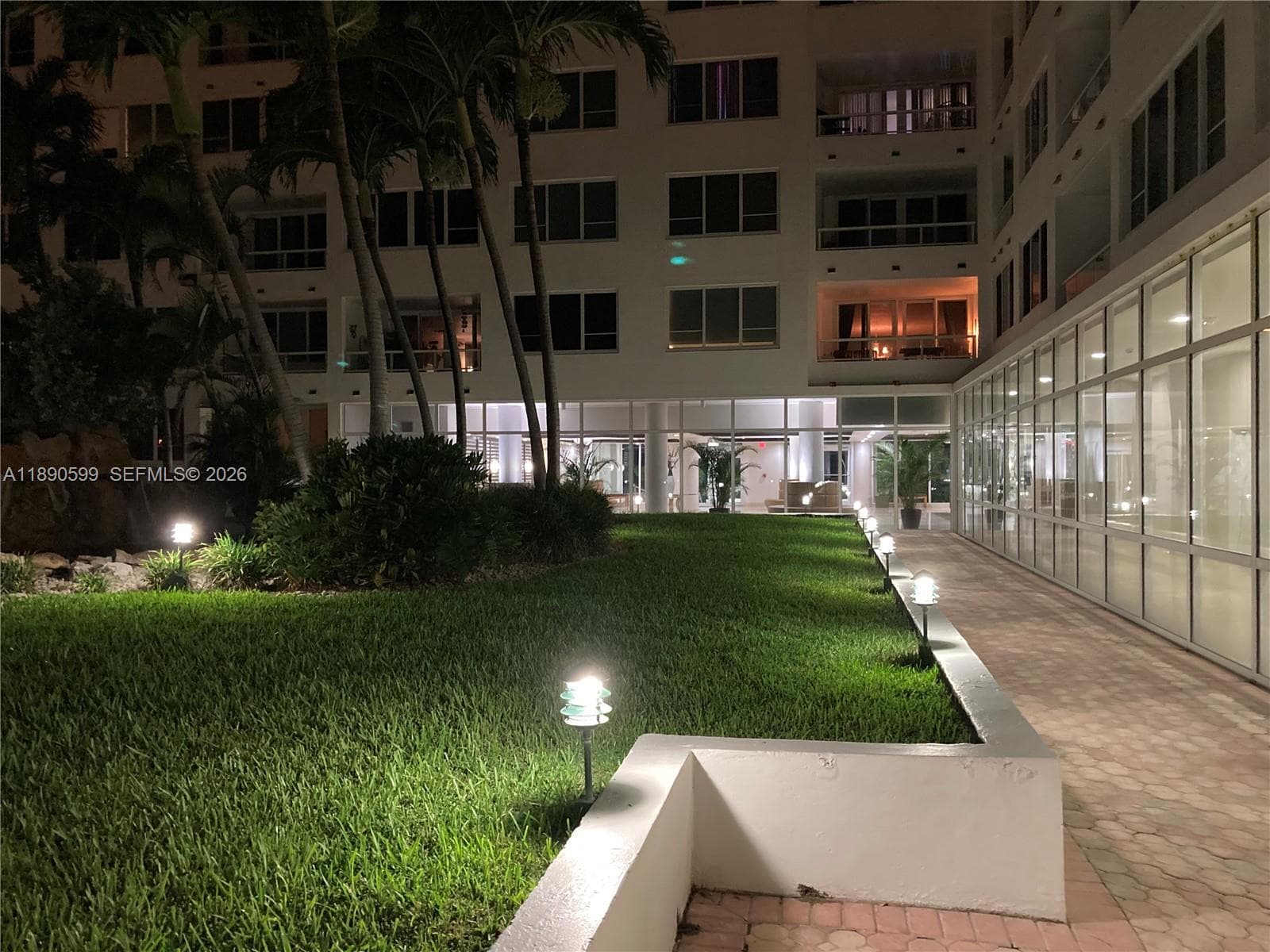 5005 Collins Ave 322 photo 13