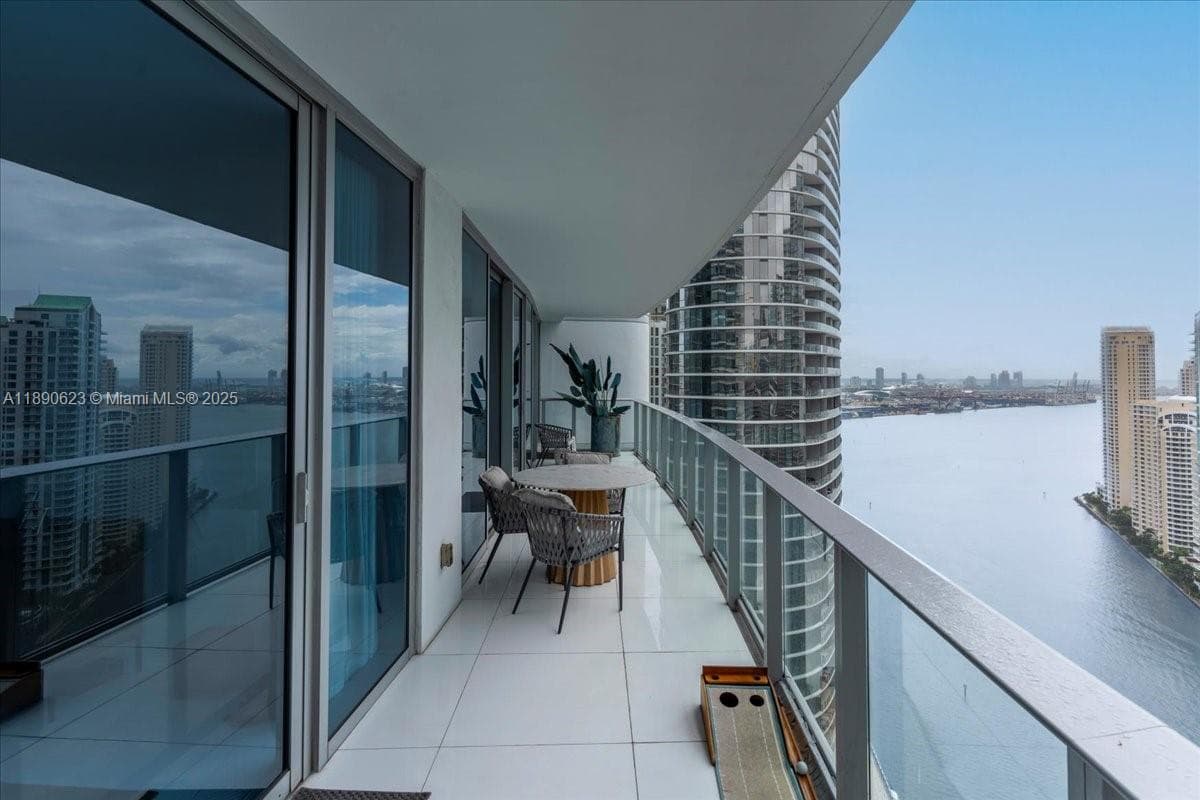 200 Biscayne Boulevard Way 3608 photo 23
