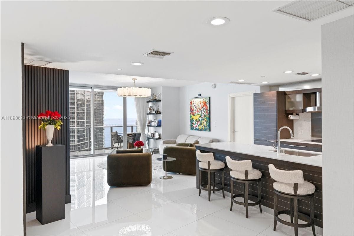 200 Biscayne Boulevard Way 3608 photo 7