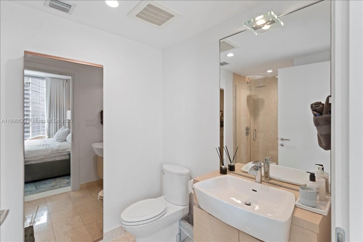 200 Biscayne Boulevard Way 3608 photo 21