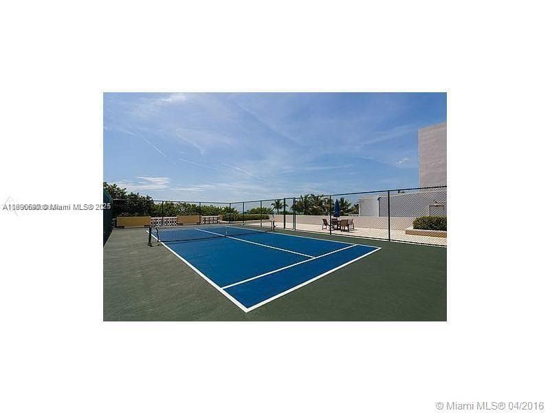 5555 Collins Ave 11U photo 5