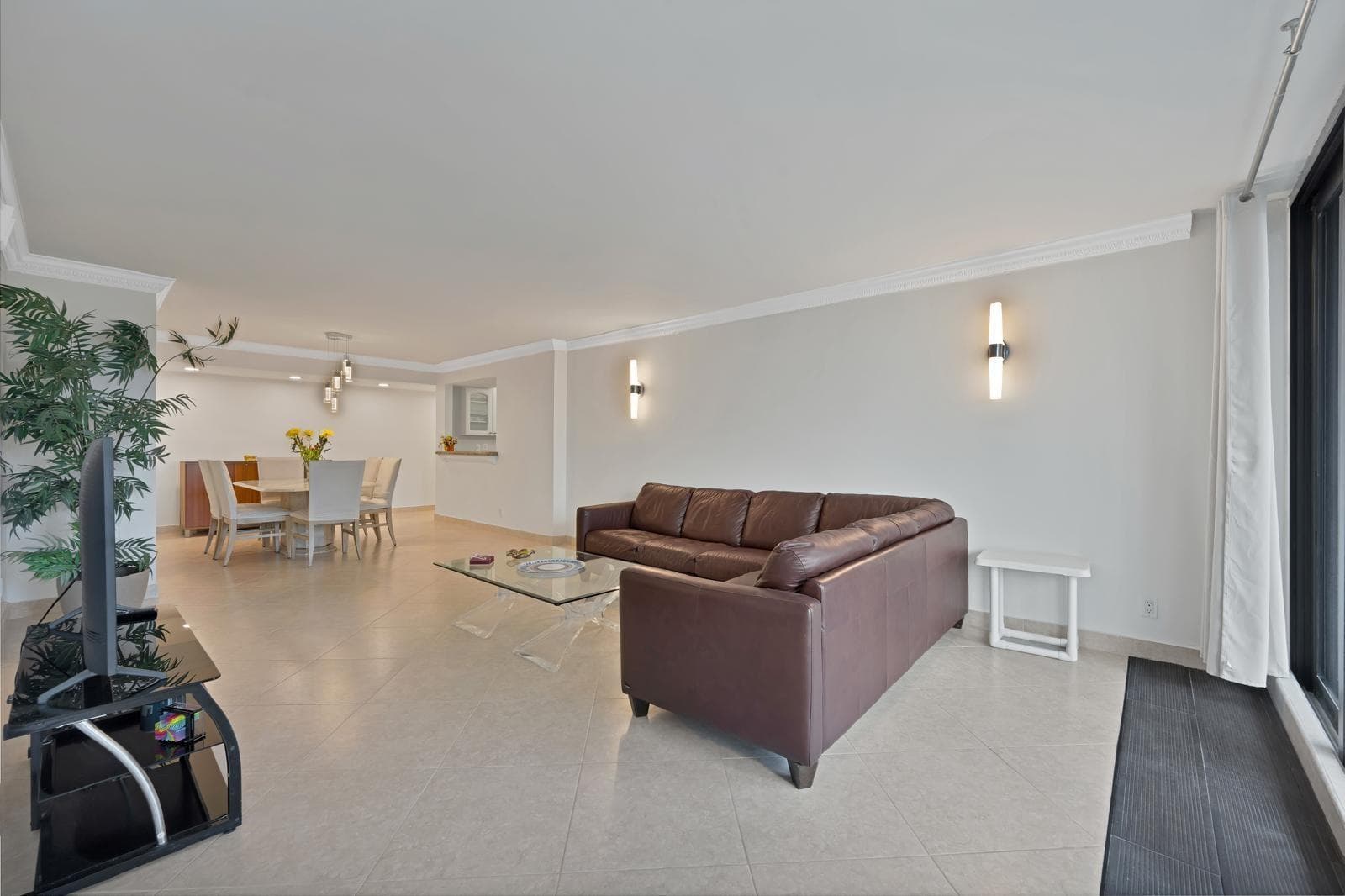 2301 S Ocean Drive 1707 photo 16