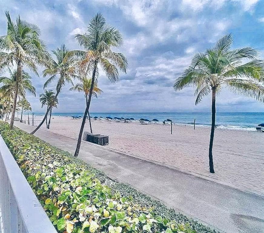 2301 S Ocean Drive 1707 photo 4